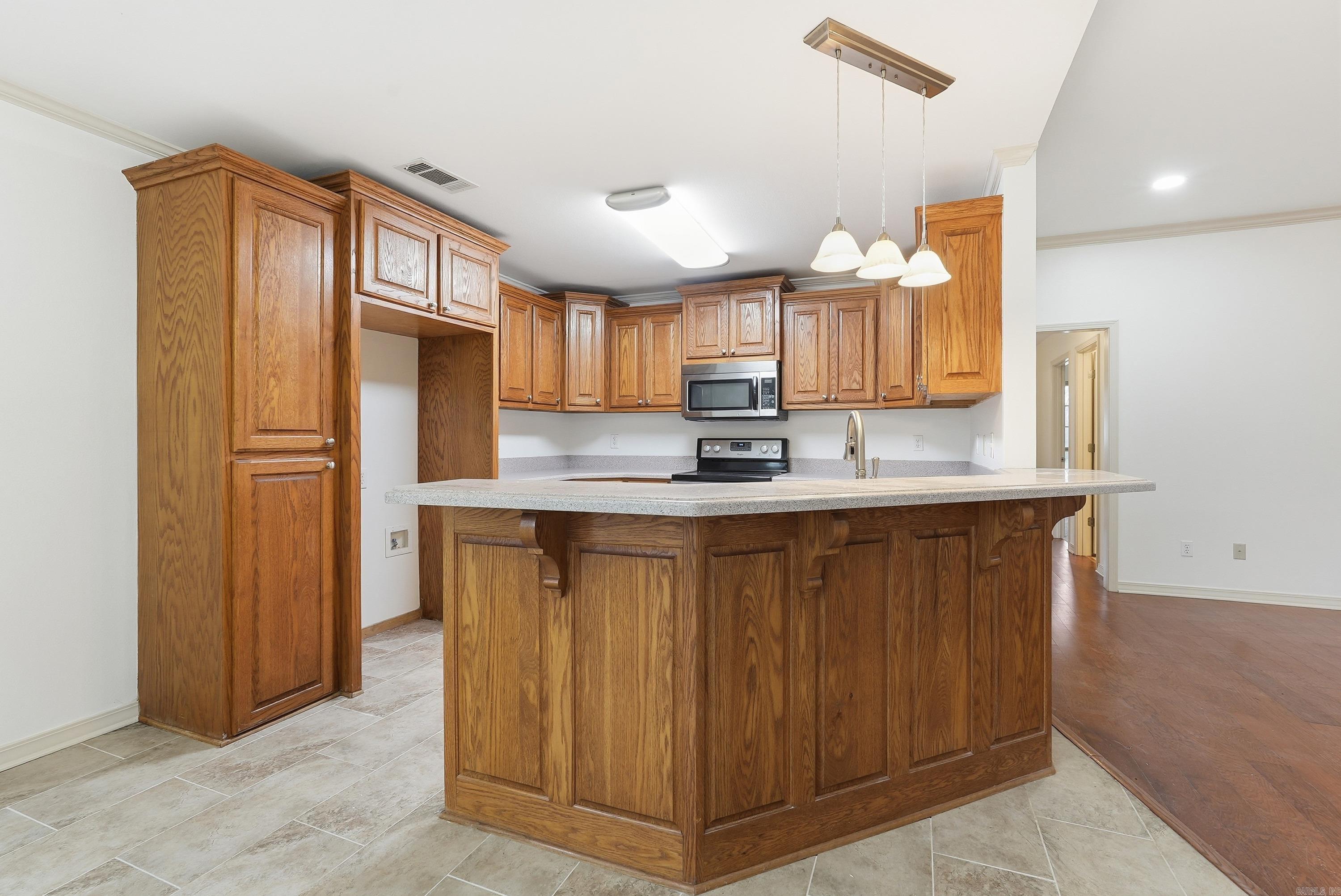 Glenn Abbey Phase I - Residential