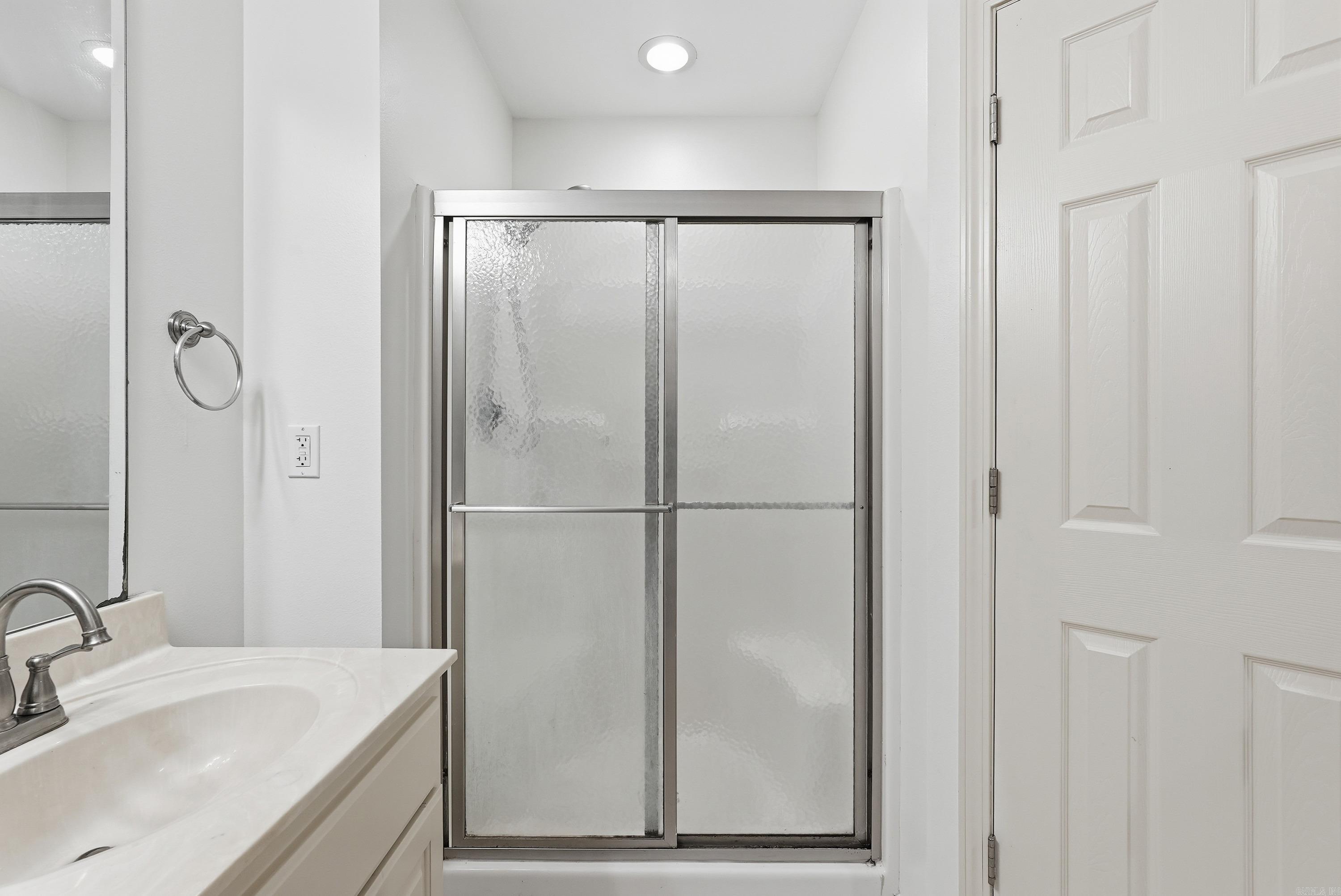 Glenn Abbey Phase I - Residential