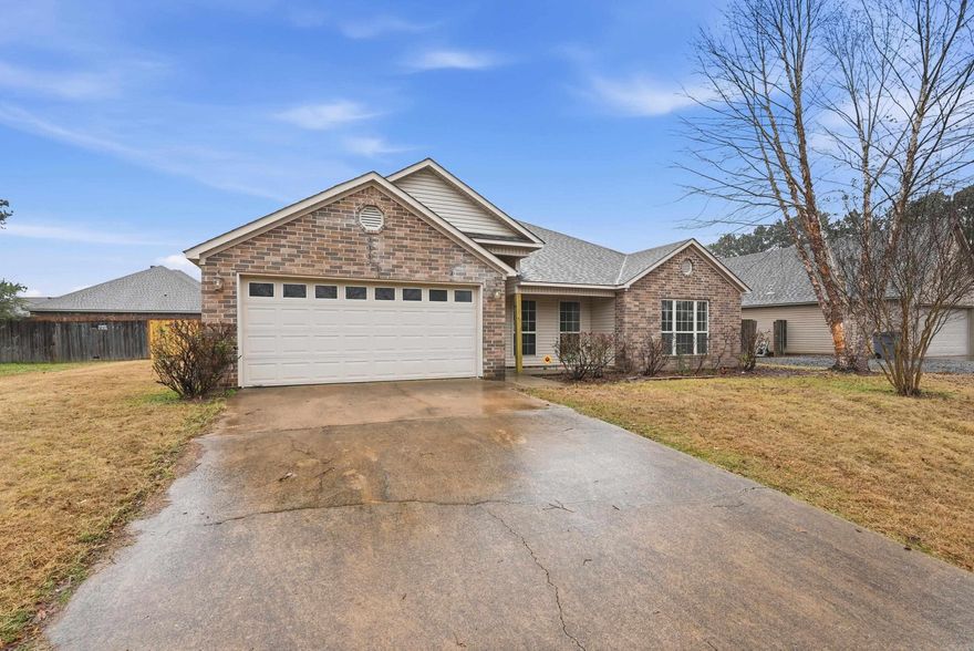 Newly remodeled 4 bedroom, 2 bathroom home. This home has new paint throughout, new carpet in all bedrooms, new tile in kitchen and dining area and much more! Back yard is now fully fenced in.