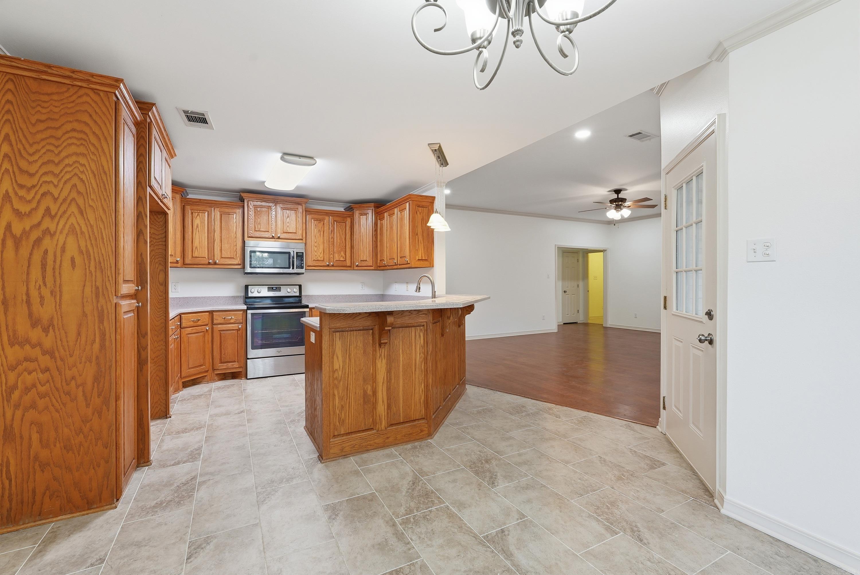 Glenn Abbey Phase I - Residential