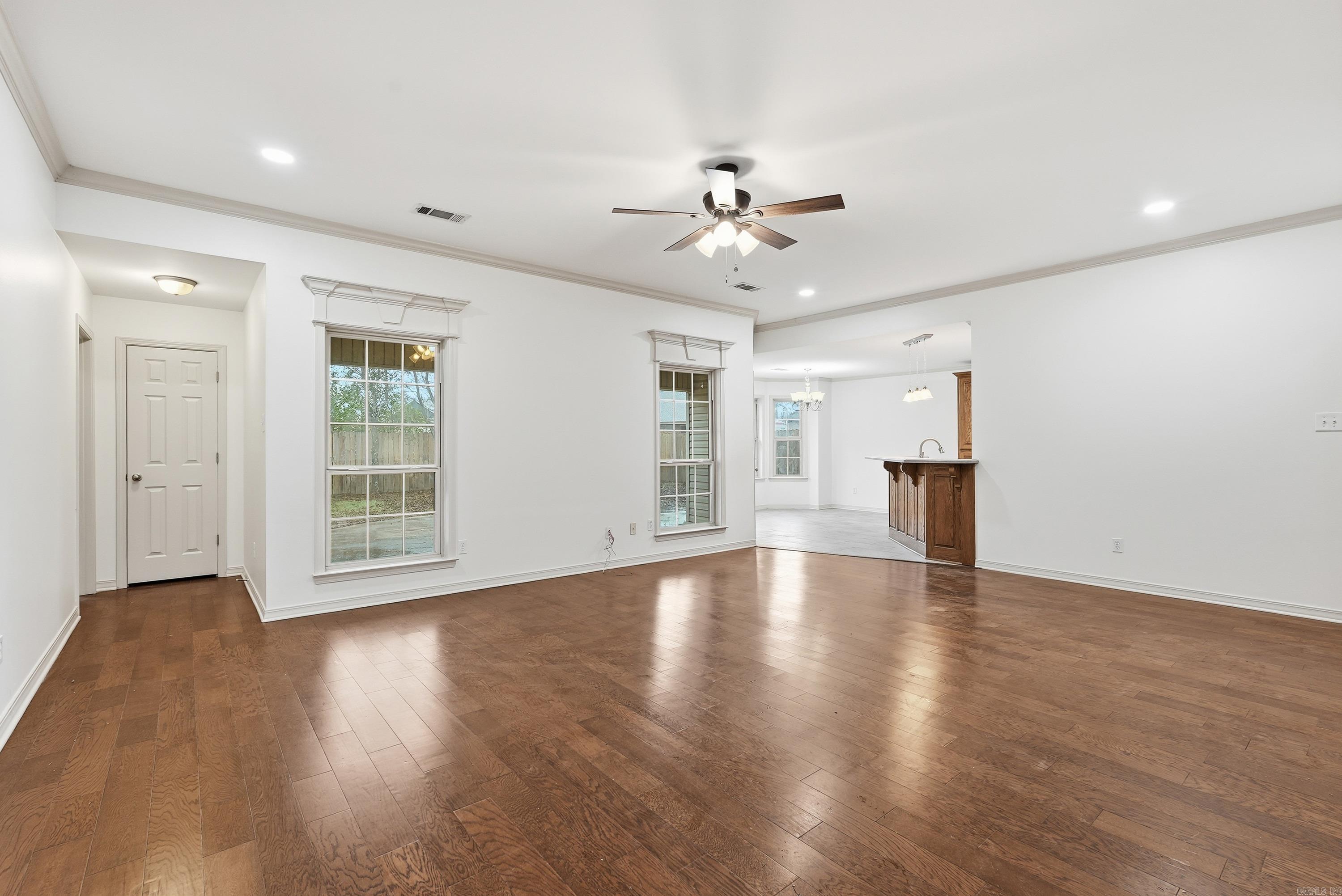 Glenn Abbey Phase I - Residential