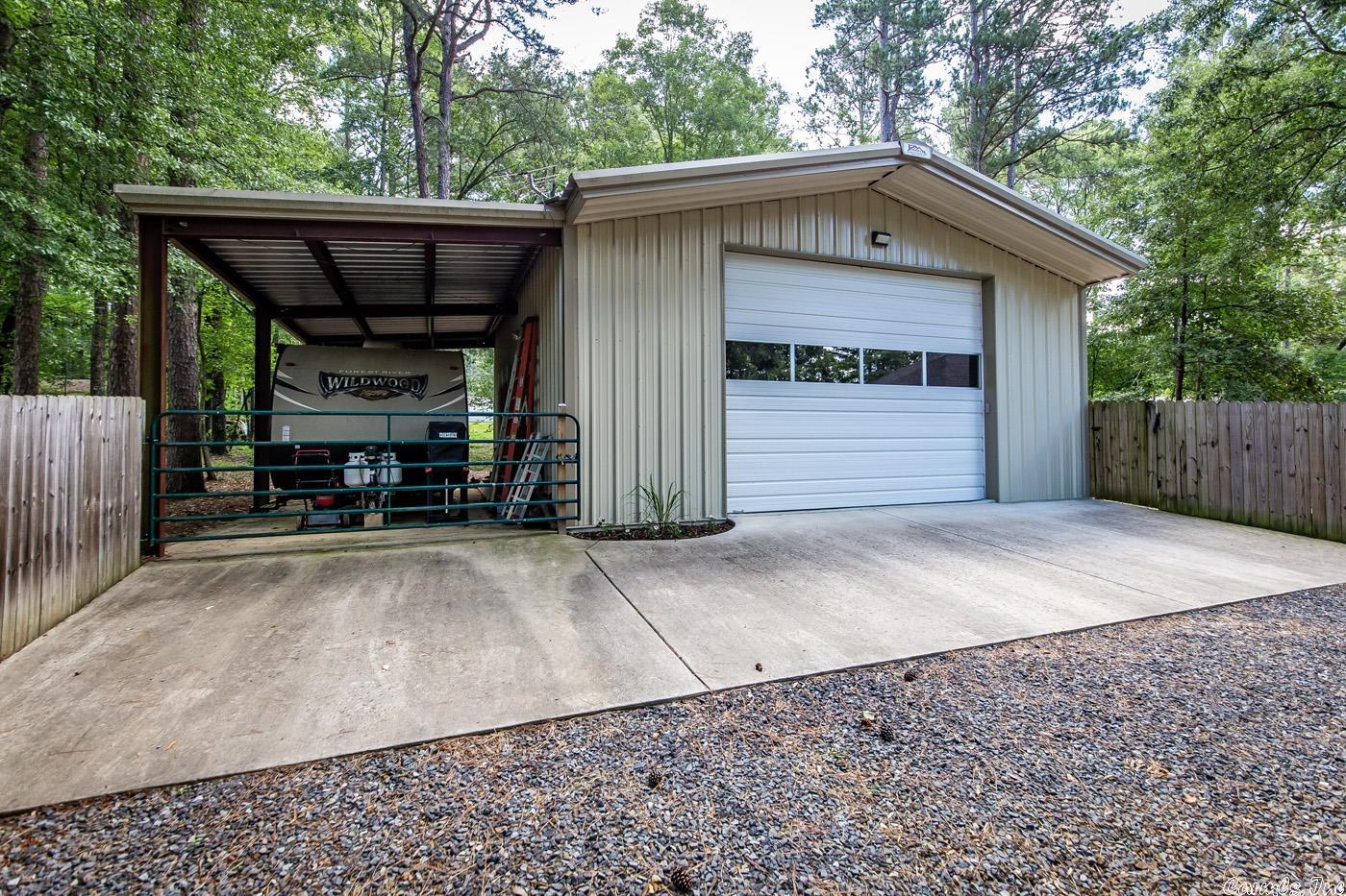 HUMMINGBIRD HOLLOW - Residential