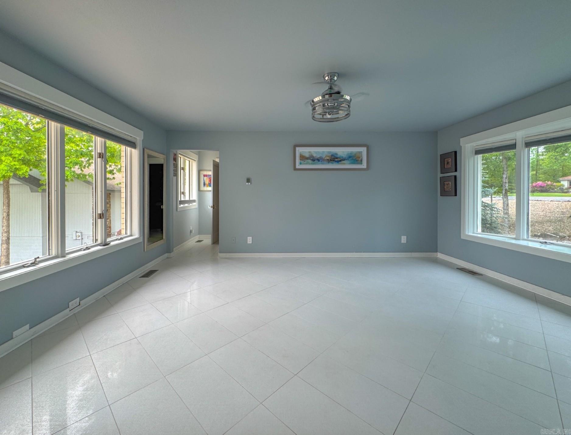Sorpresa - Residential