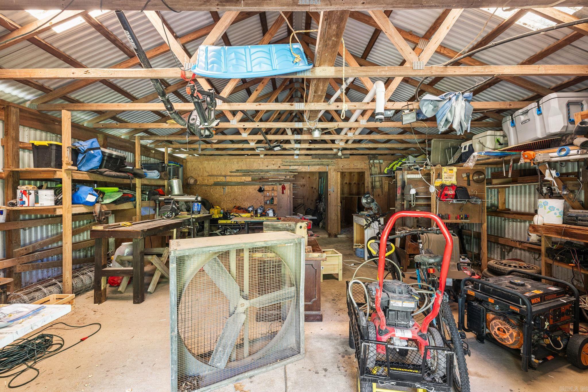 CEDAR FENCE - Residential