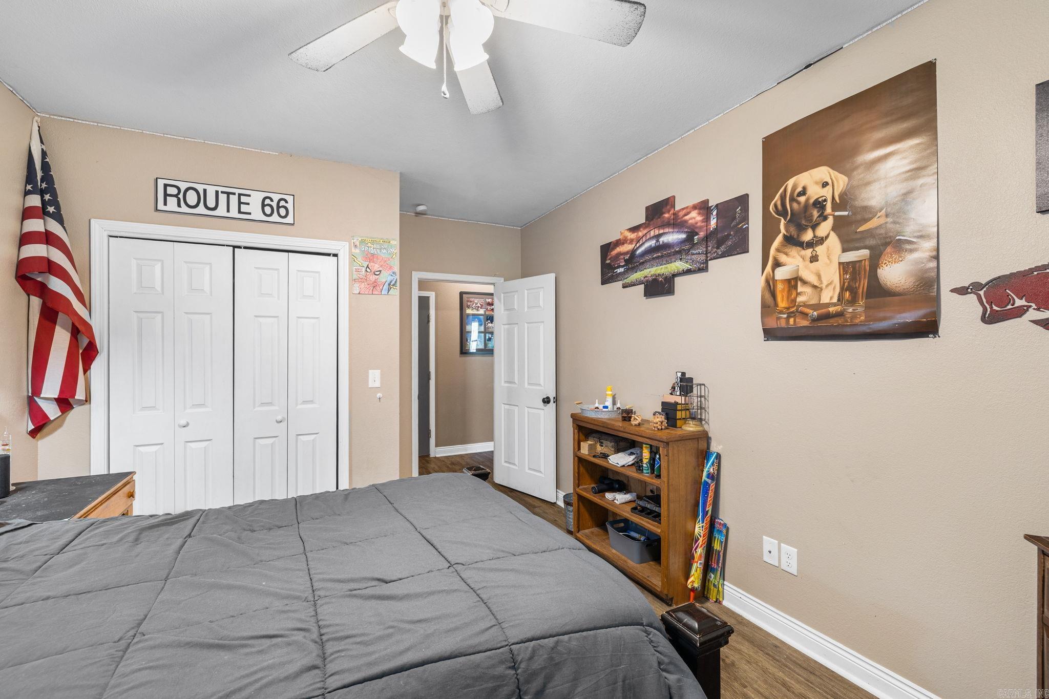 CEDAR FENCE - Residential