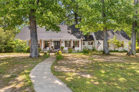 Photo of 117 Cedar Fence Drive, Beebe, AR 72012 (MLS # 26015949)