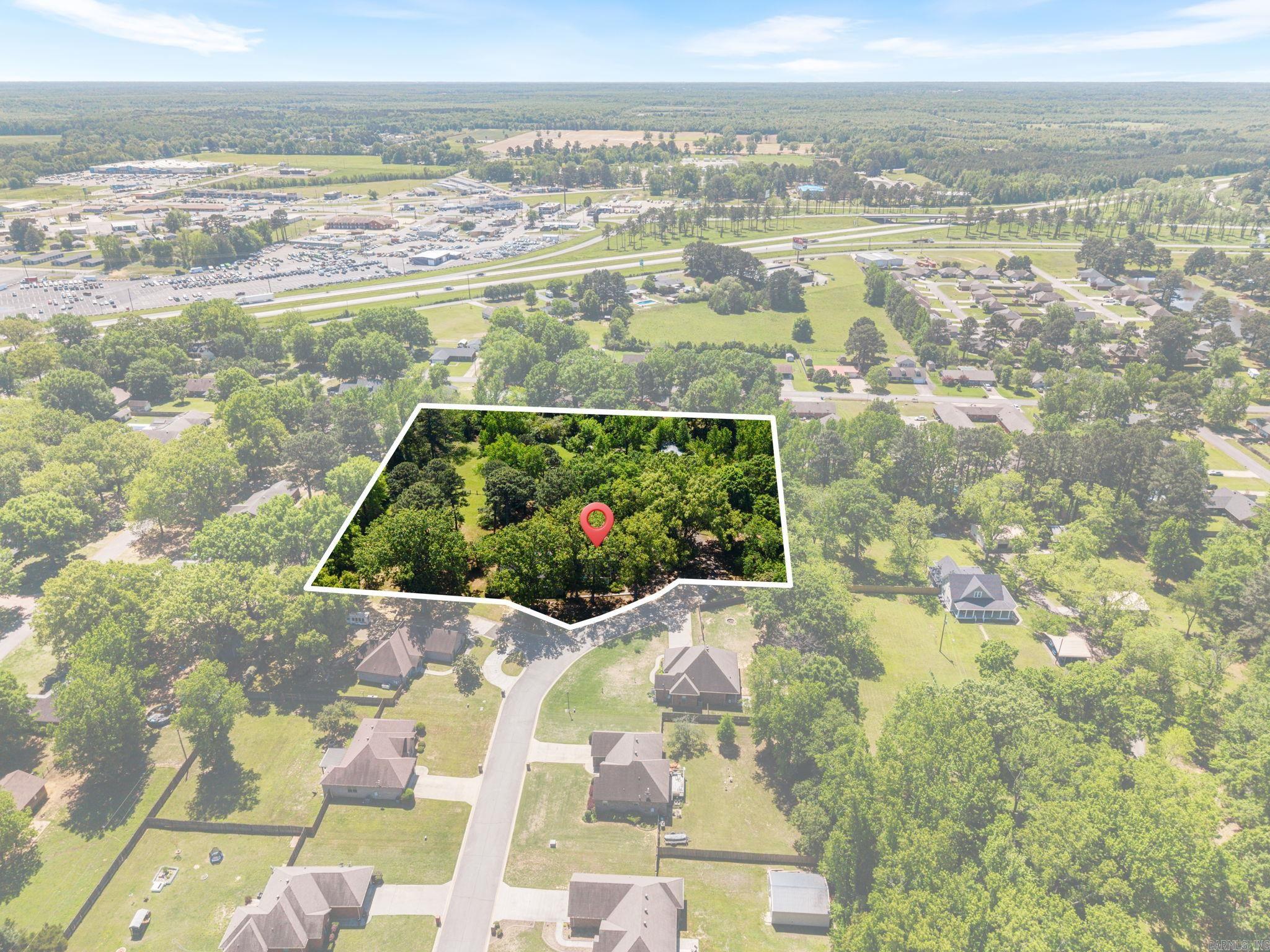 CEDAR FENCE - Residential