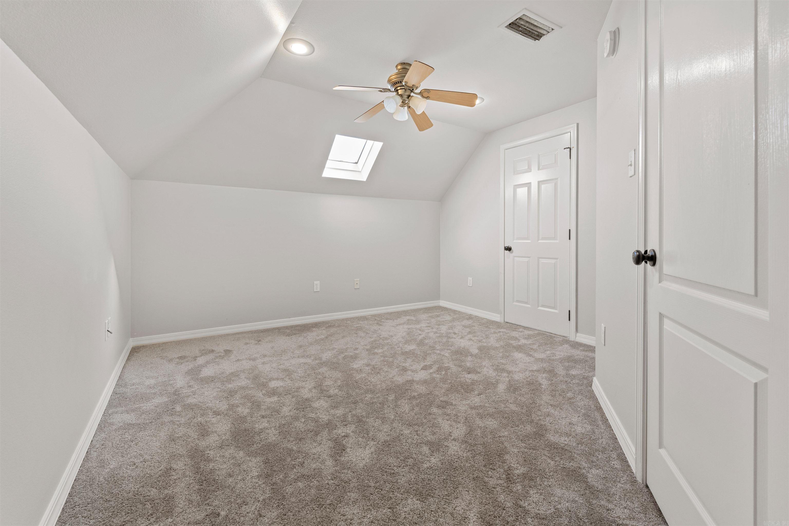 ST CHARLES PLACE - Residential