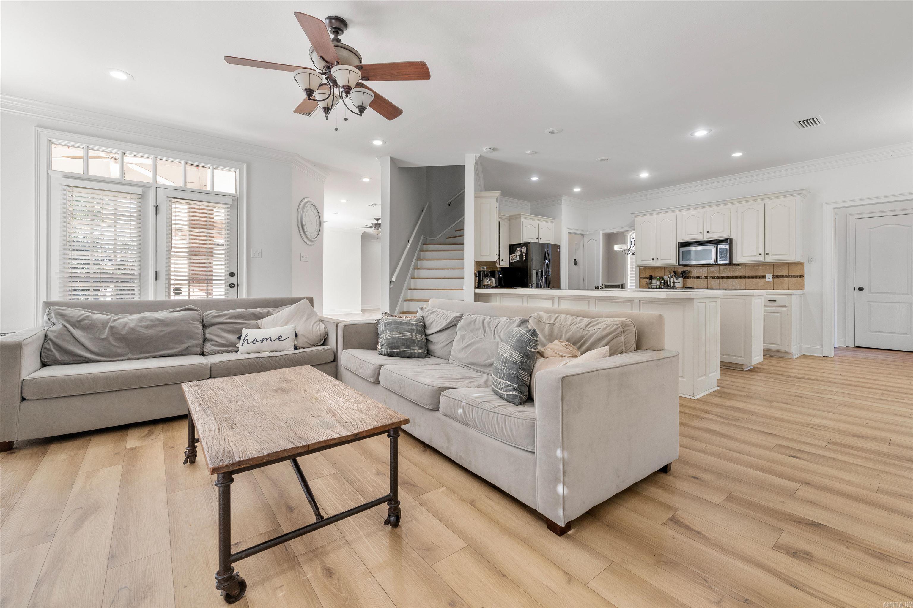 ST CHARLES PLACE - Residential