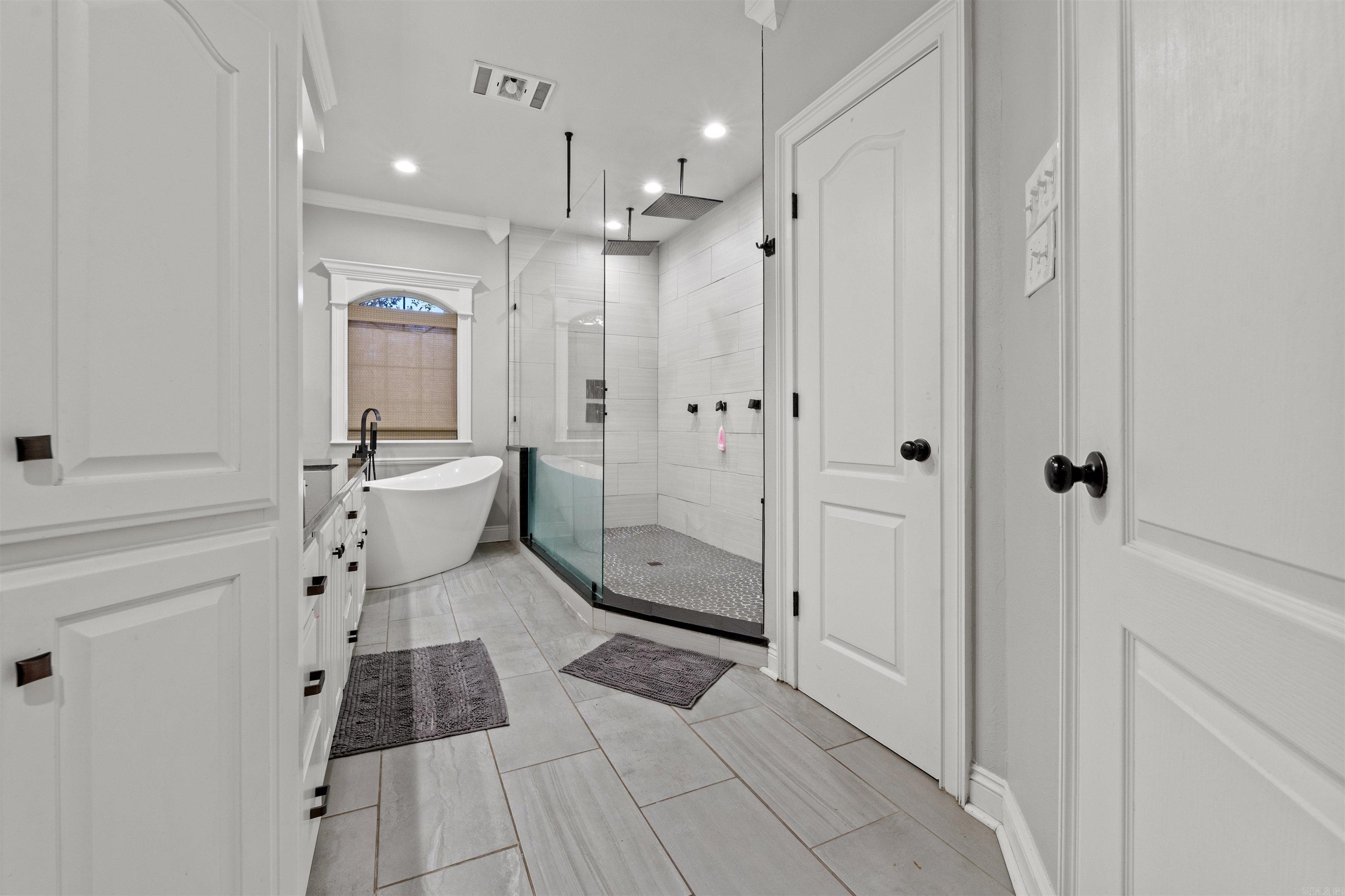 ST CHARLES PLACE - Residential