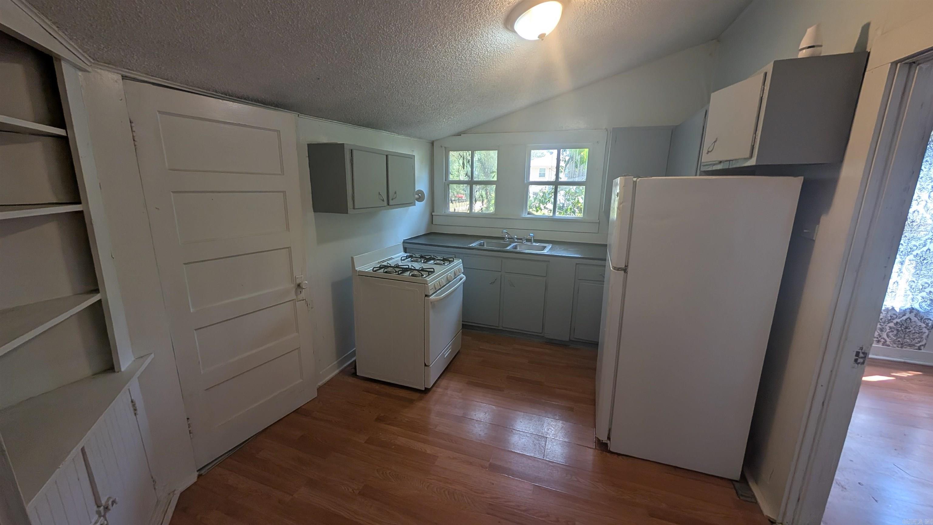 McNeil - Residential