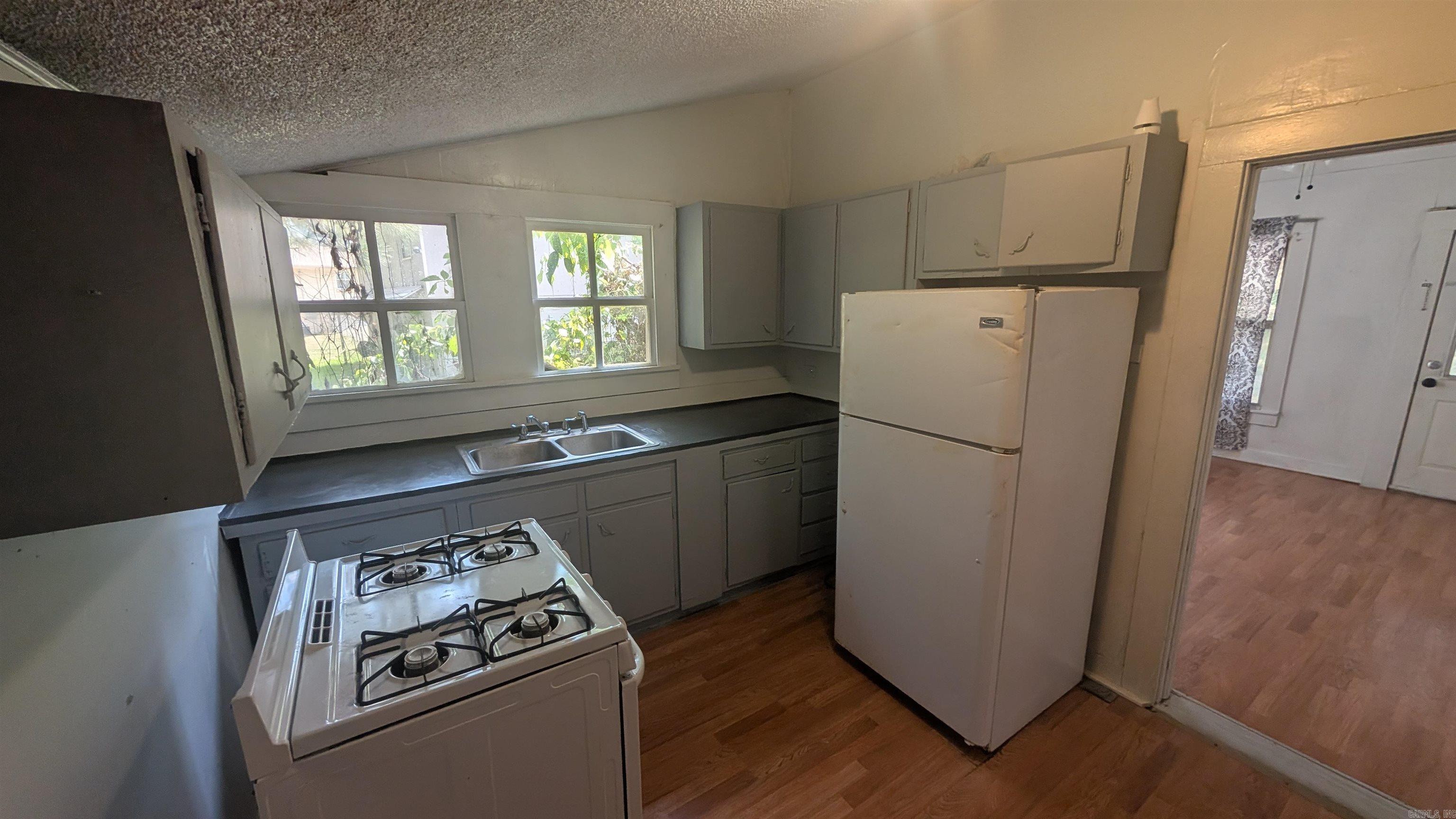 McNeil - Residential