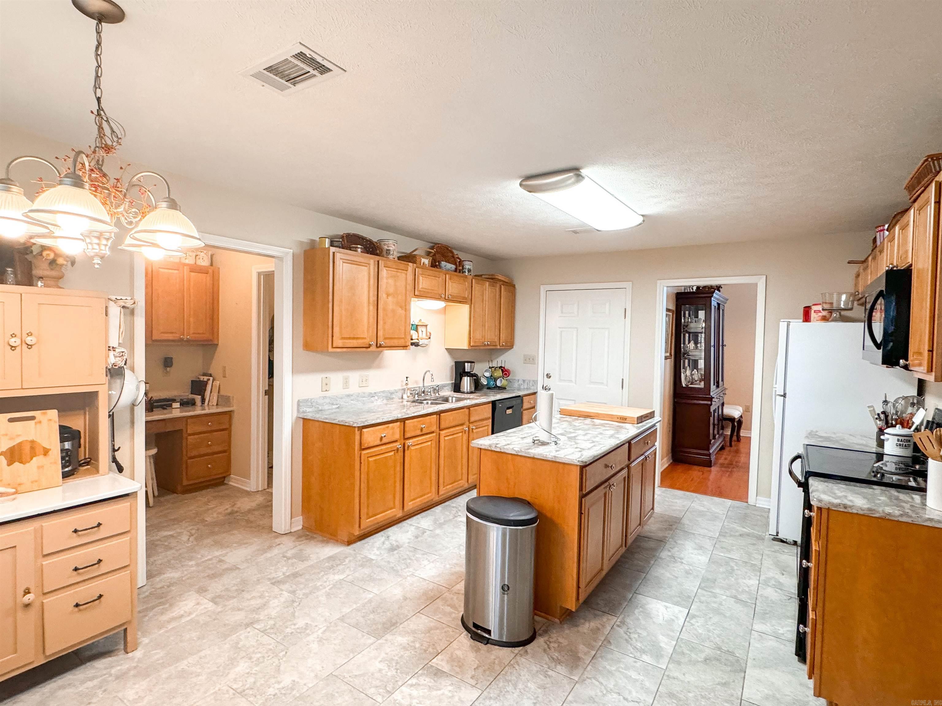 FIELDPOINTE ADD - Residential