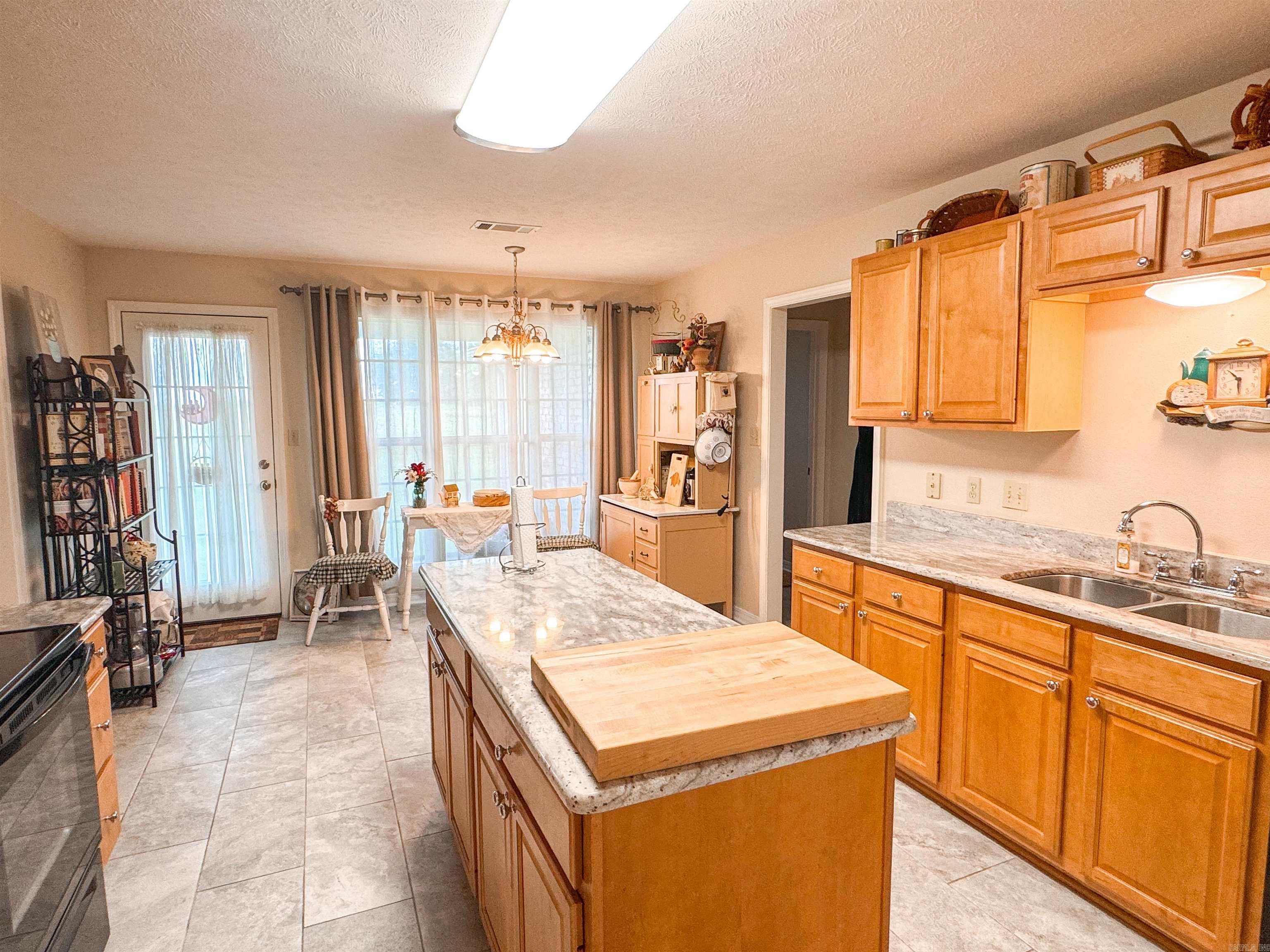 FIELDPOINTE ADD - Residential
