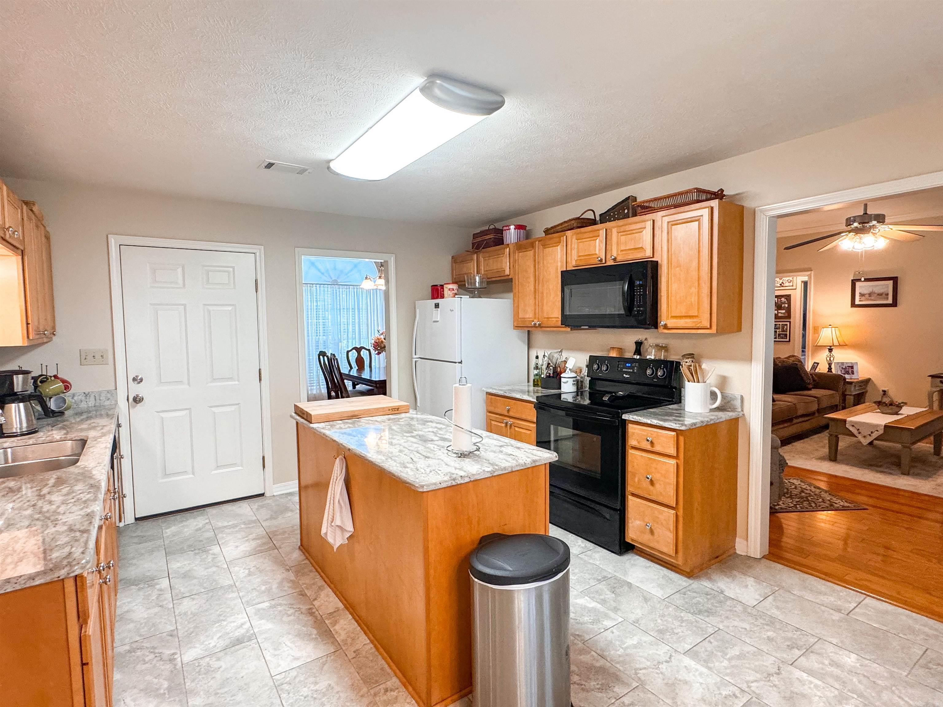 FIELDPOINTE ADD - Residential