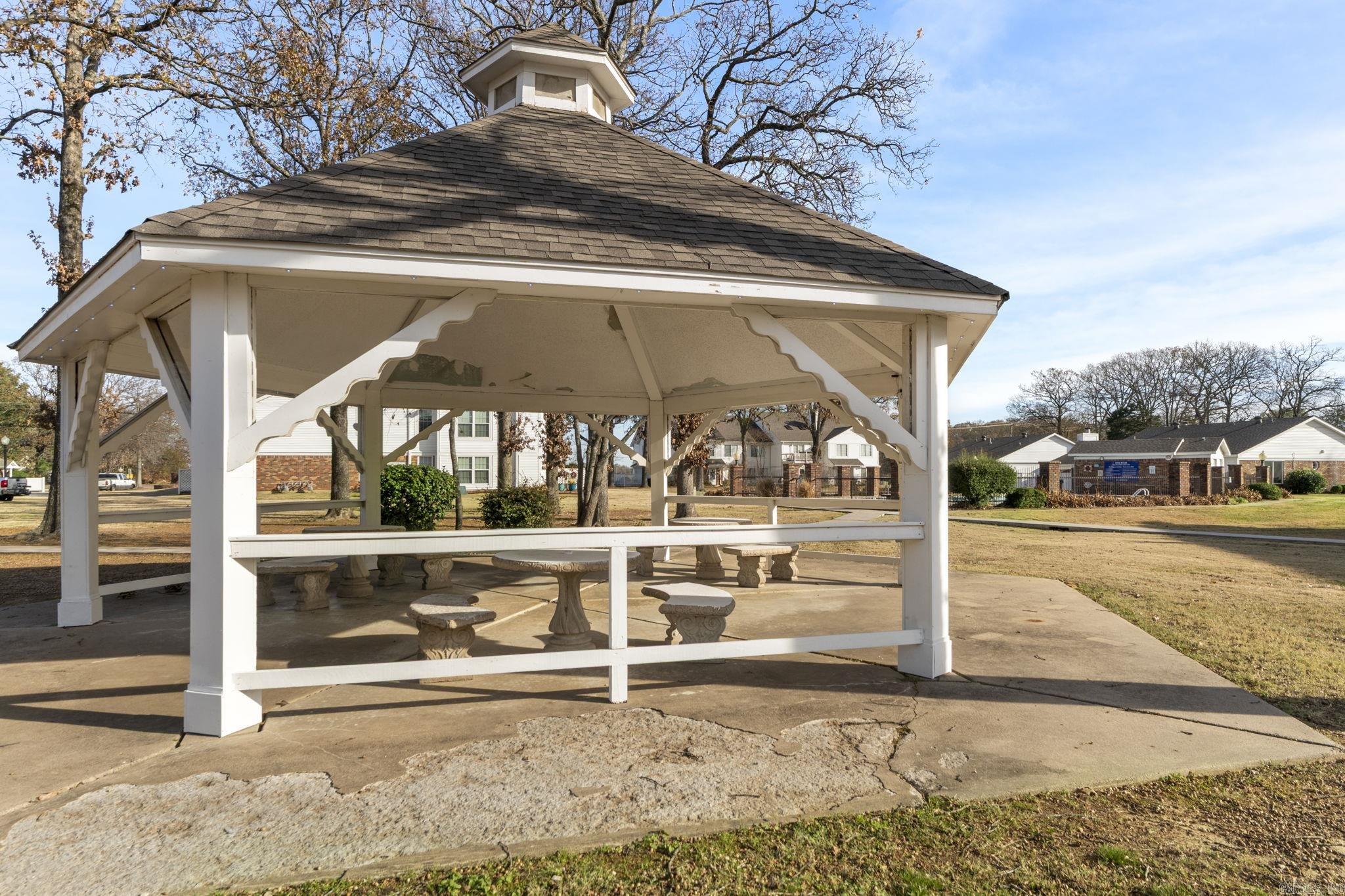 CARRIAGE COURTS - Residential