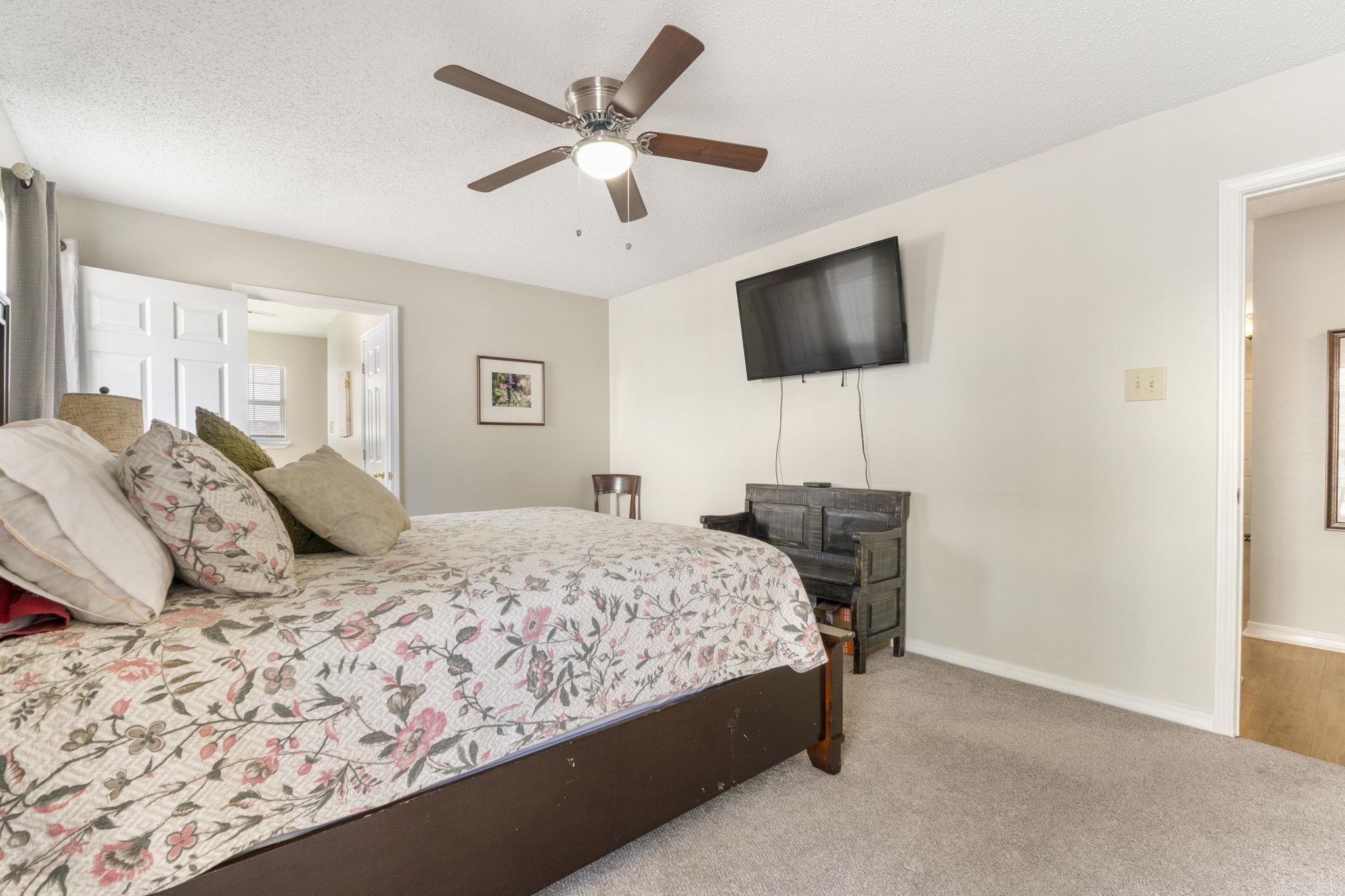 CARRIAGE COURTS - Residential