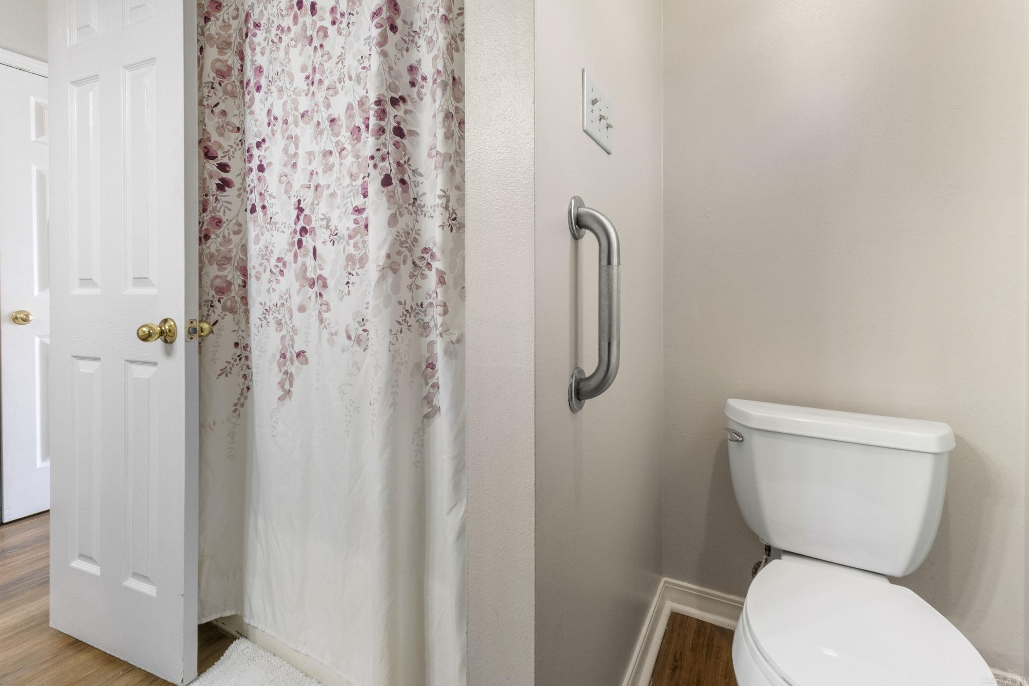 CARRIAGE COURTS - Residential