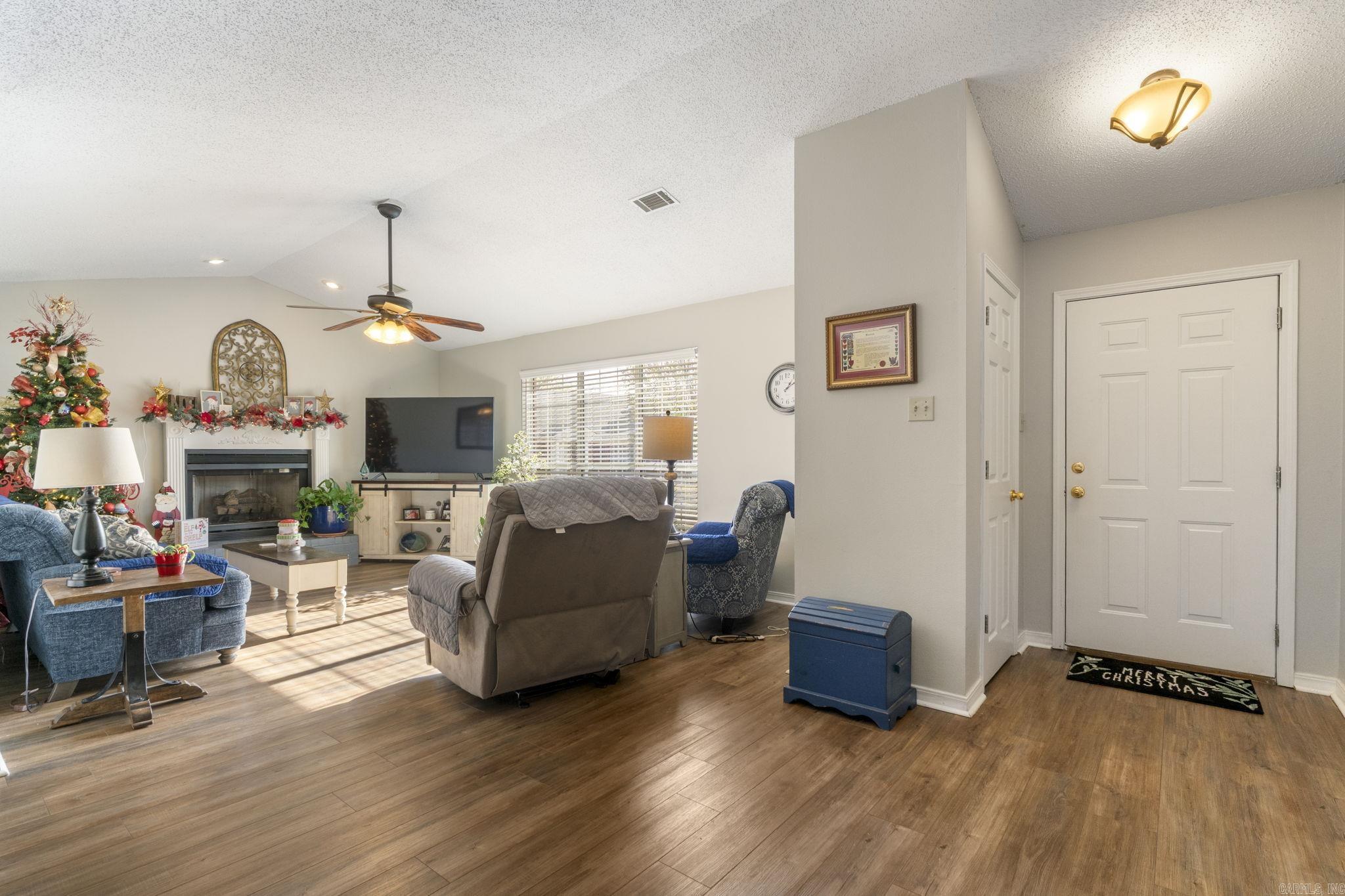 CARRIAGE COURTS - Residential