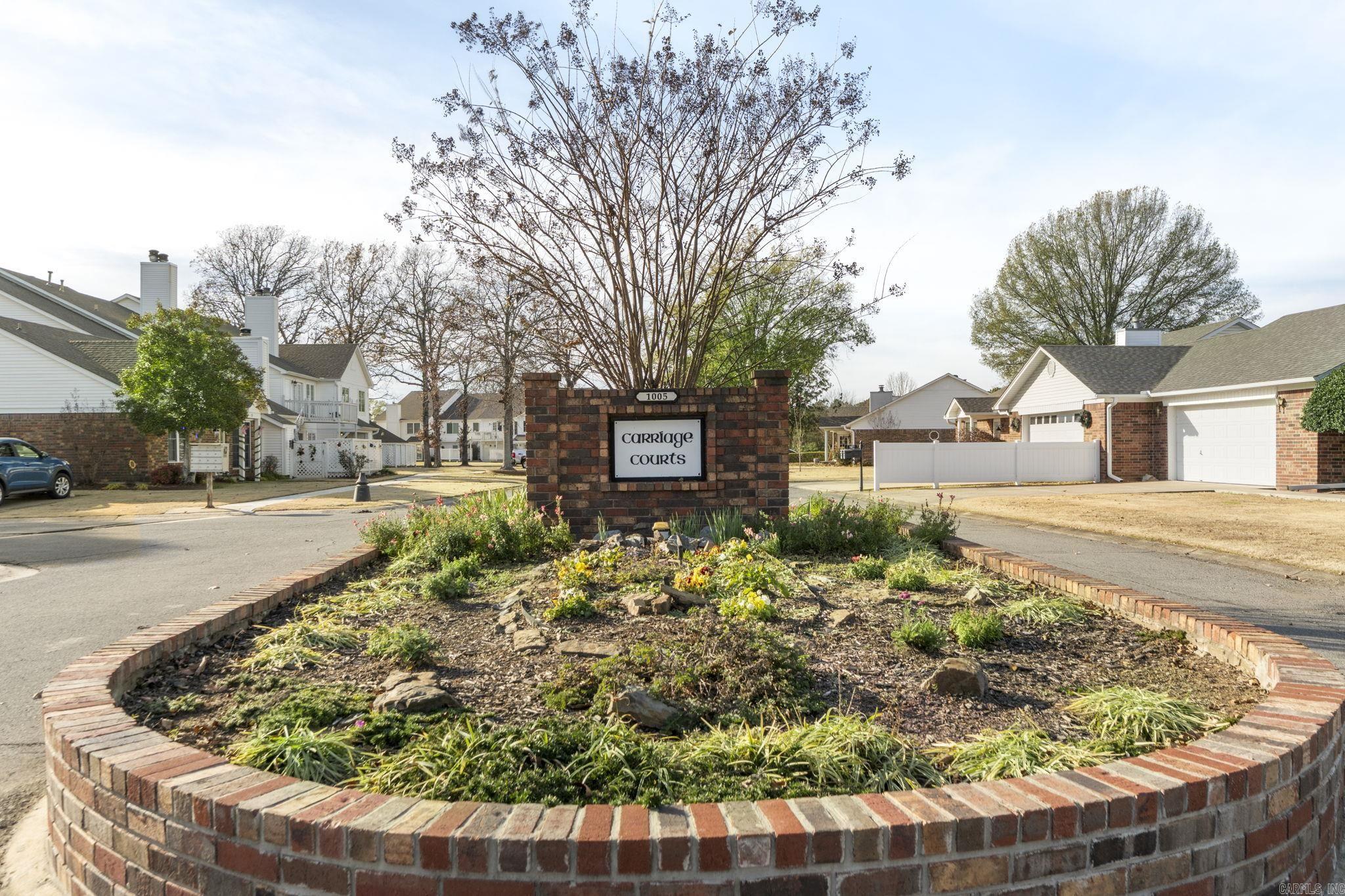 CARRIAGE COURTS - Residential