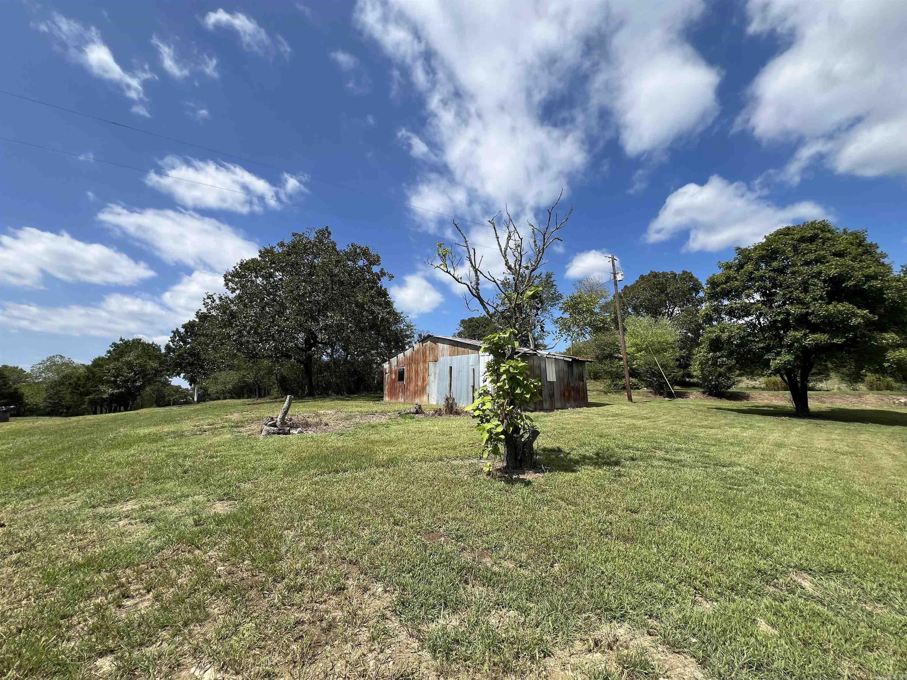 Metes & Bounds - Land