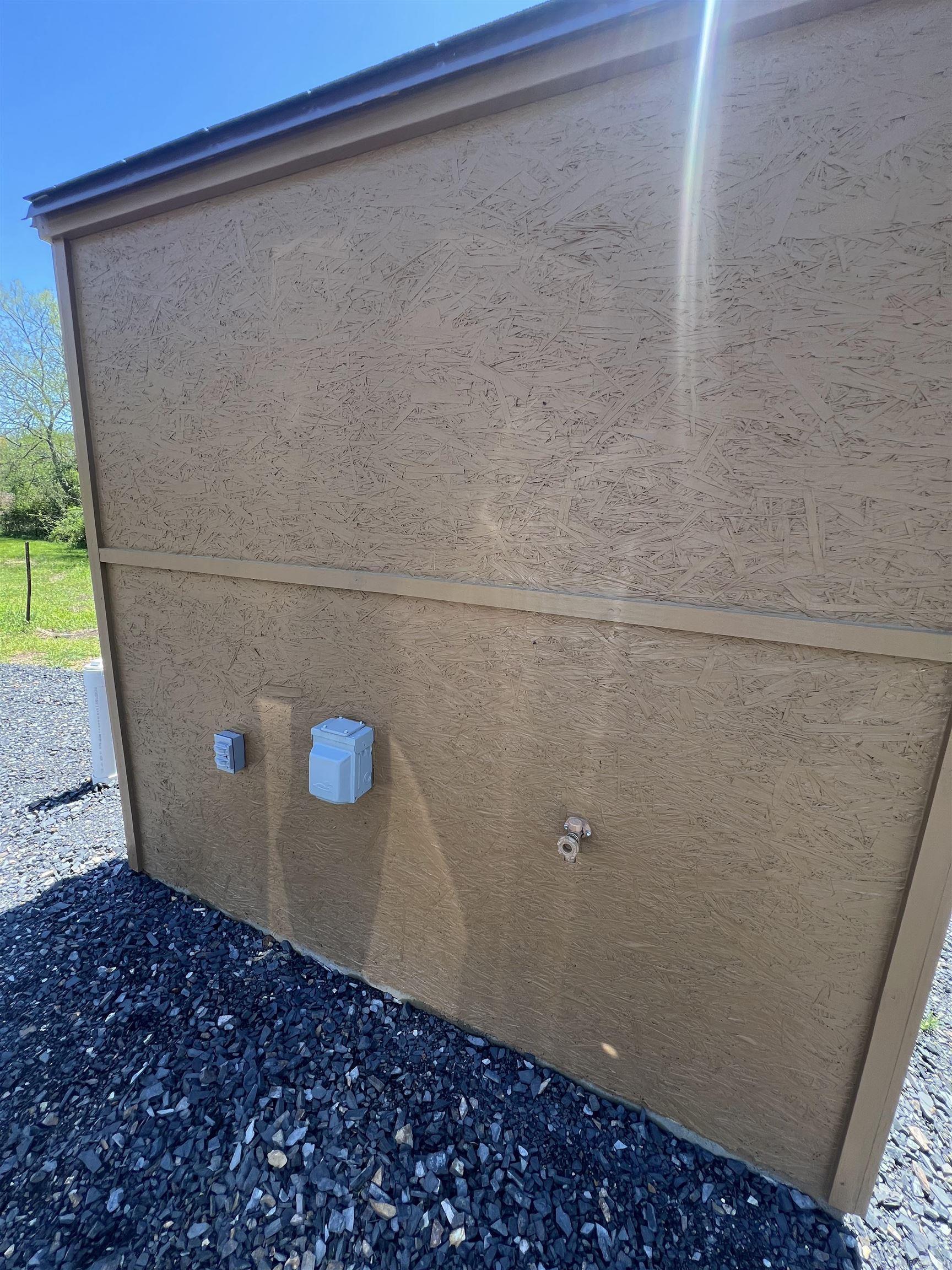 Metes & Bounds - Land