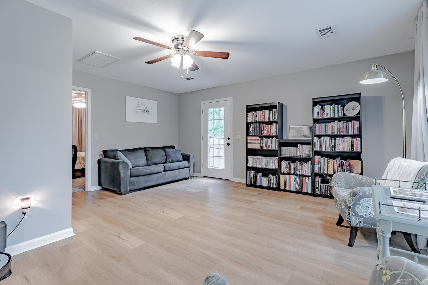 CEDAR RIDGE - Residential