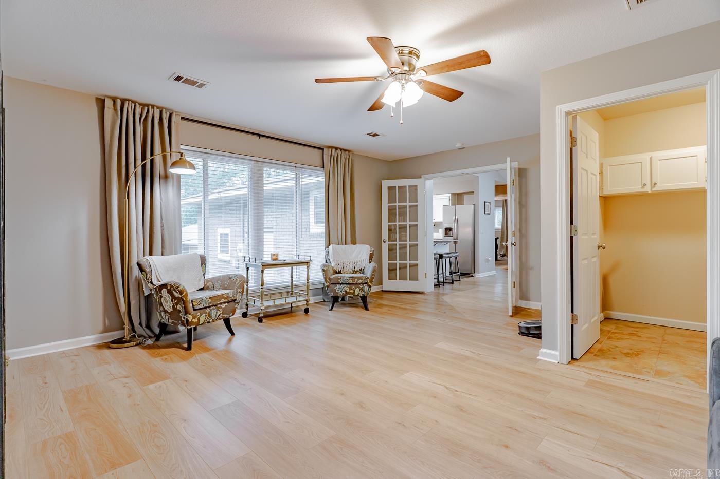 CEDAR RIDGE - Residential