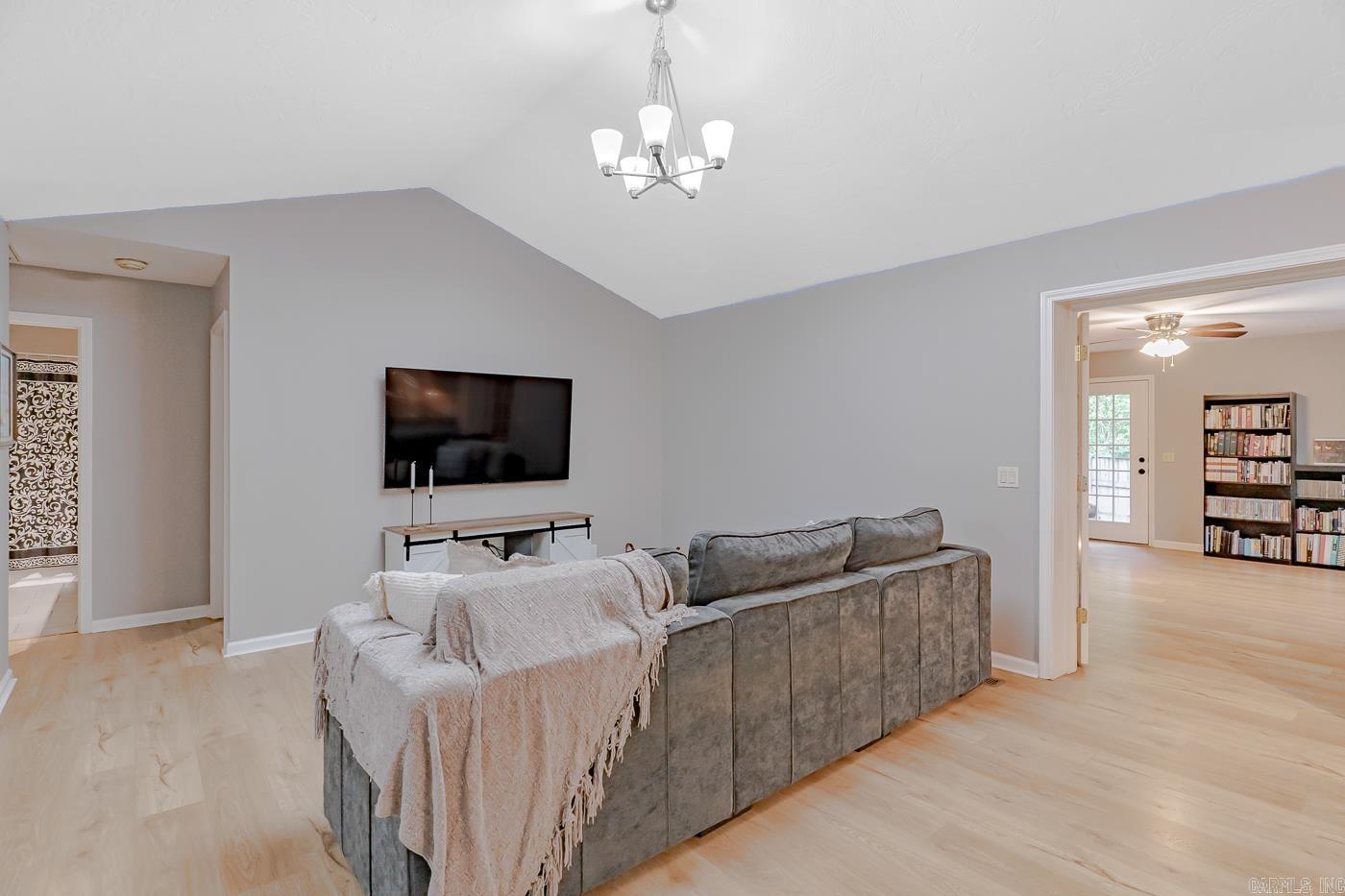 CEDAR RIDGE - Residential