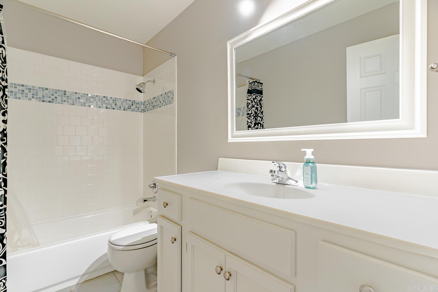 CEDAR RIDGE - Residential