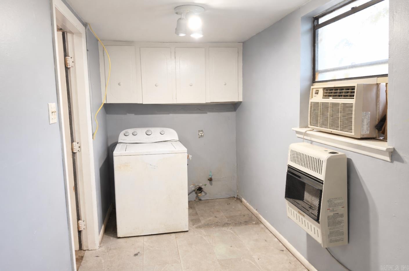 CAPITAL PLACE - Residential