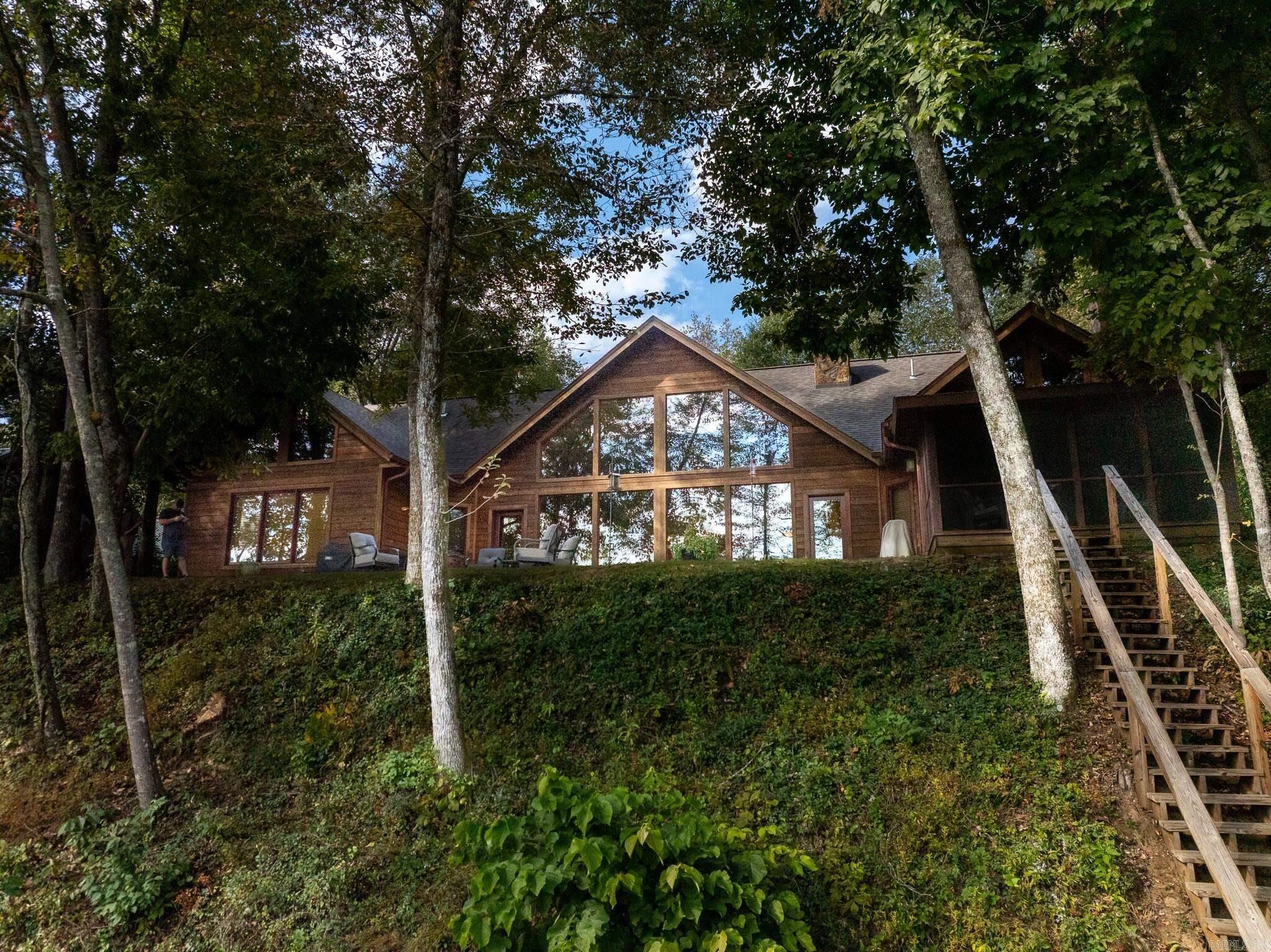 COW SHOALS - RIVER - Residential