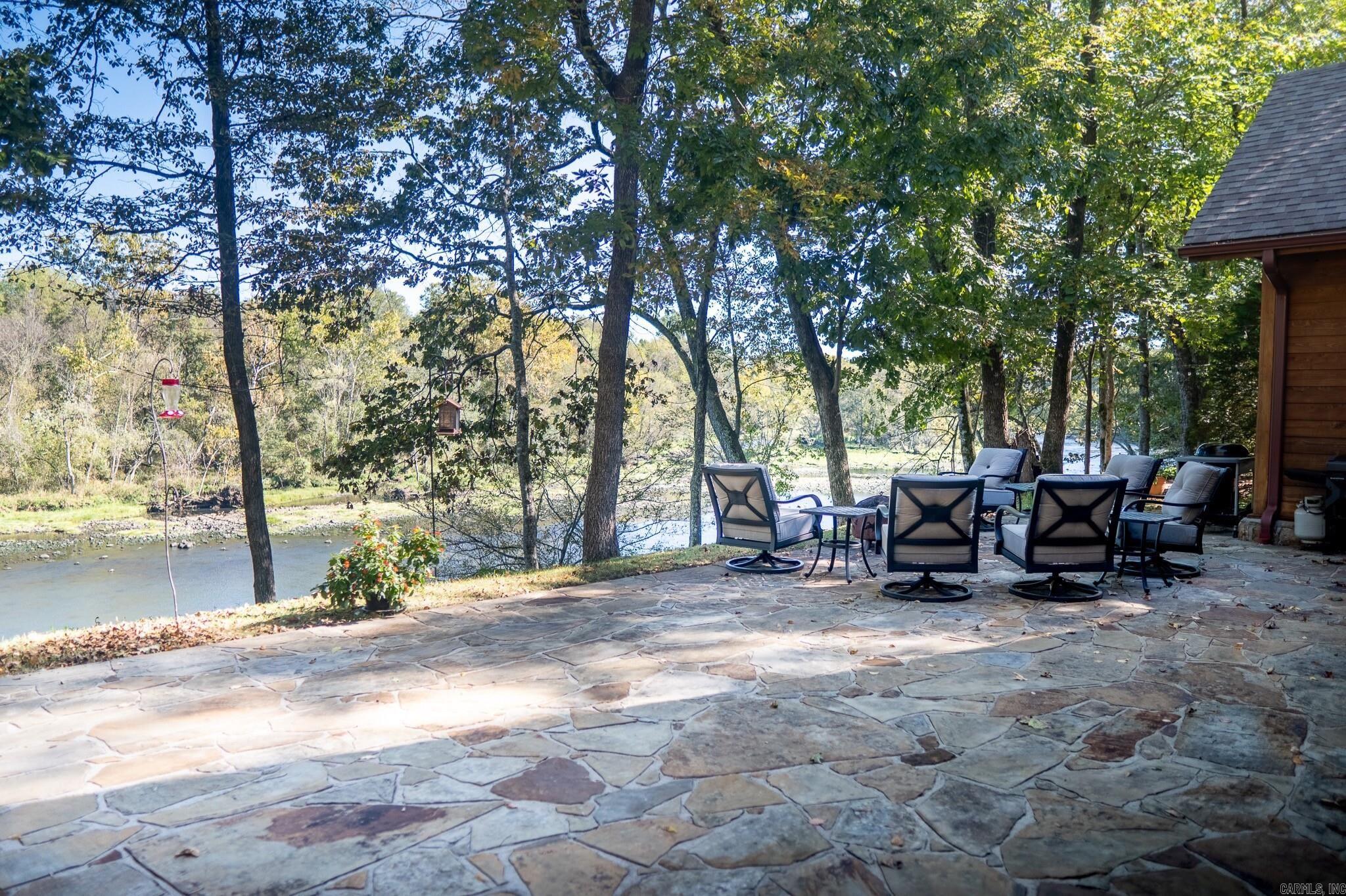 COW SHOALS - RIVER - Residential