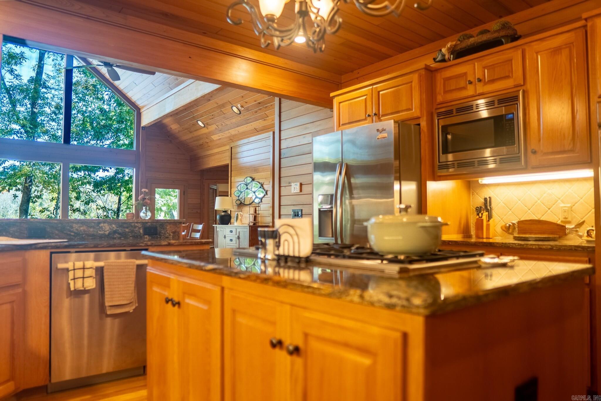 COW SHOALS - RIVER - Residential