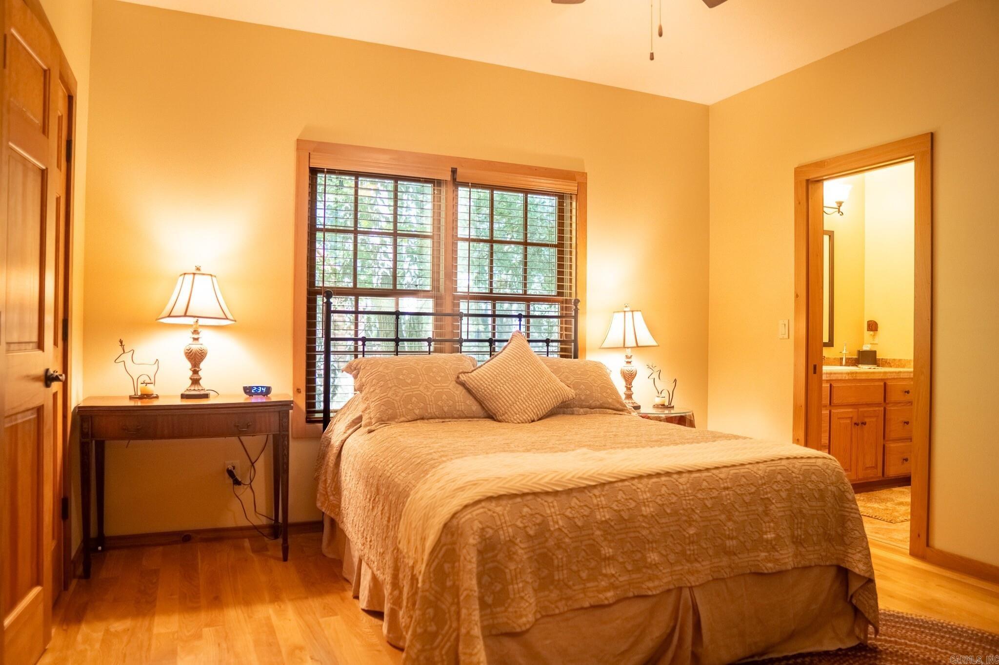 COW SHOALS - RIVER - Residential