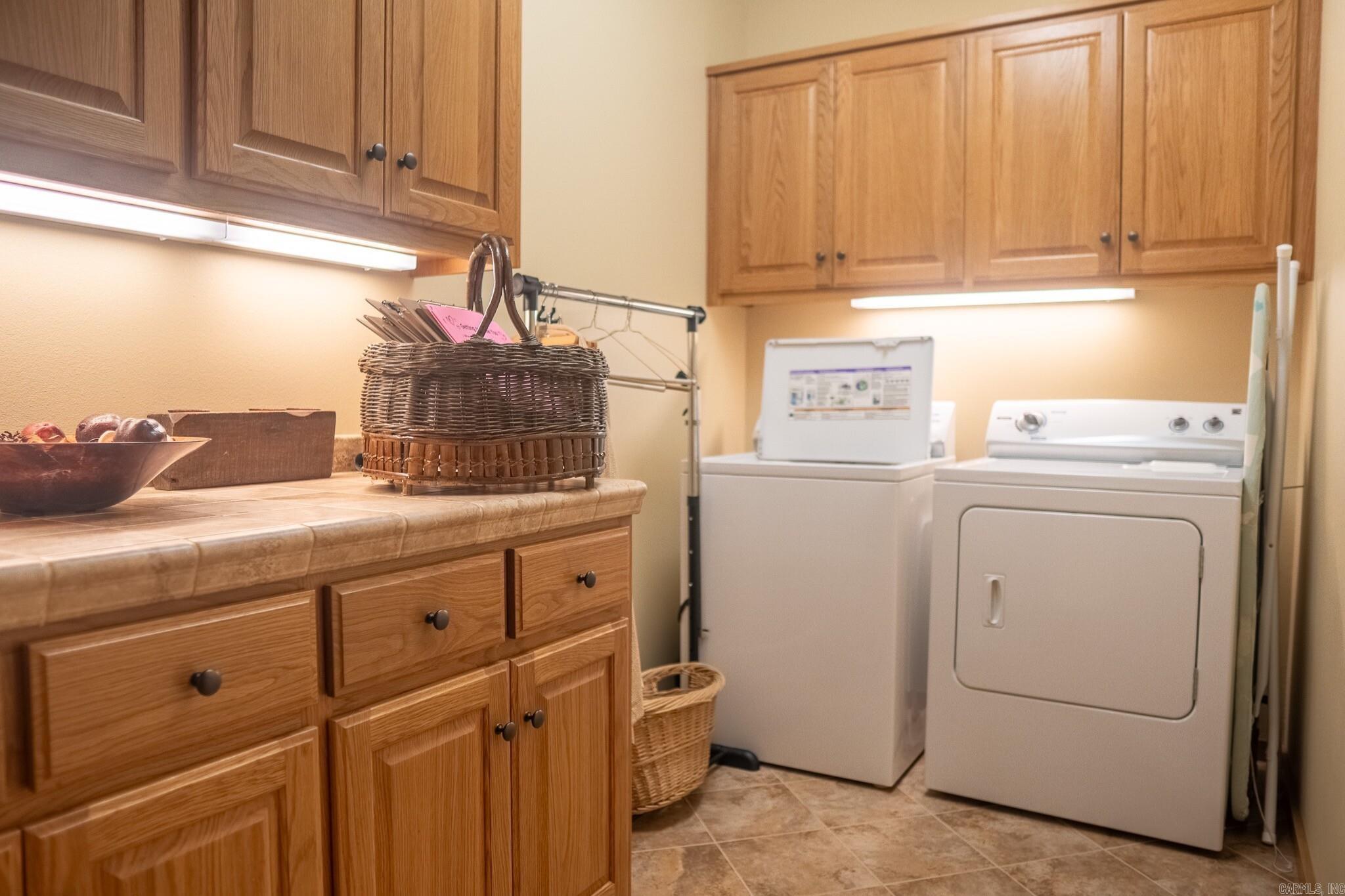 COW SHOALS - RIVER - Residential