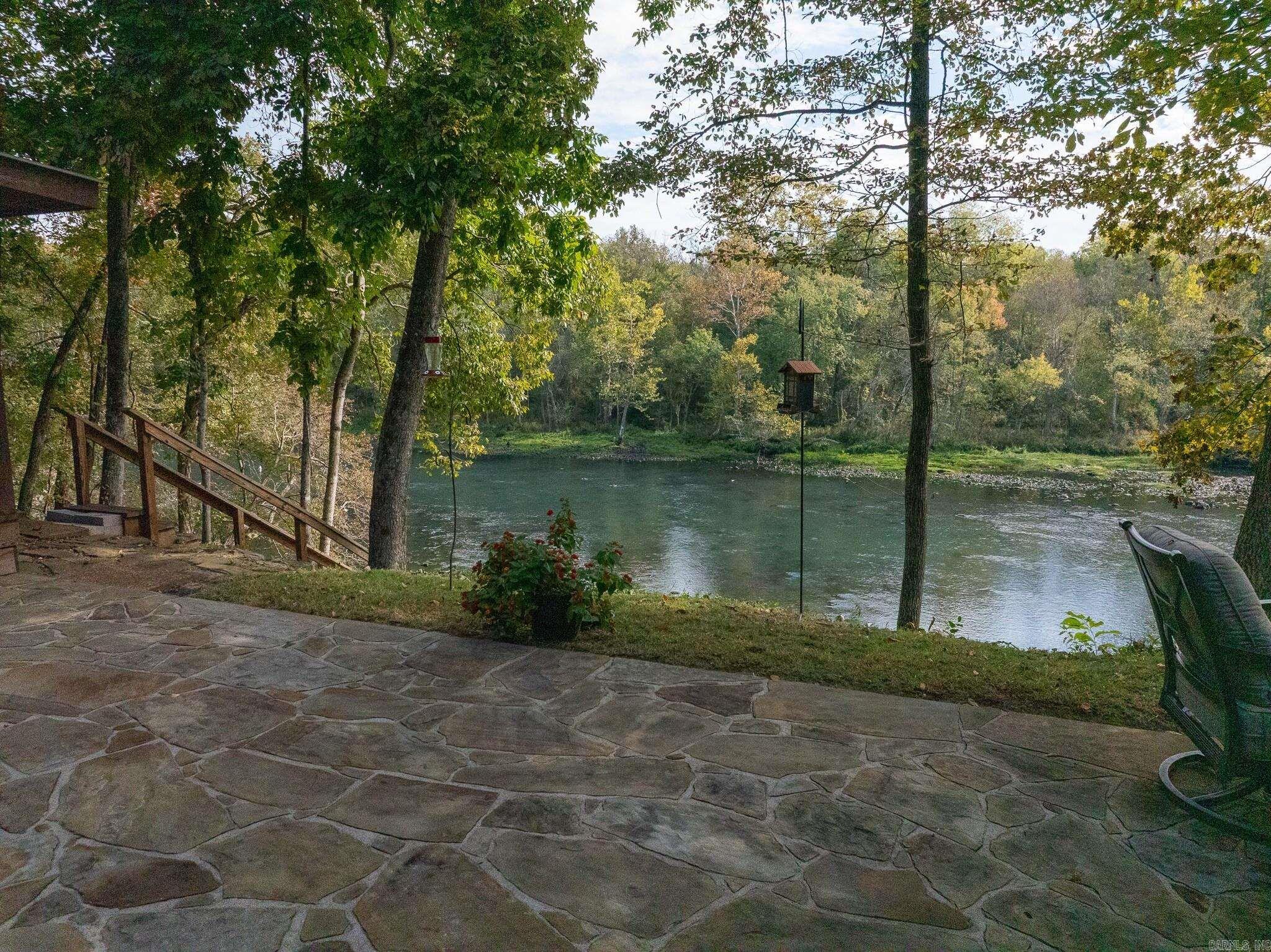 COW SHOALS - RIVER - Residential