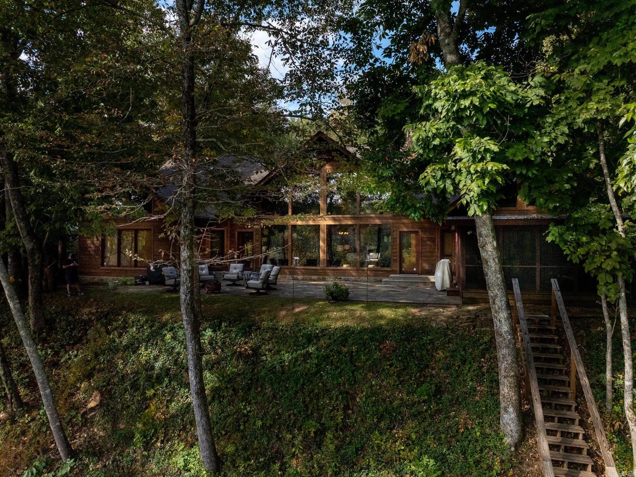 COW SHOALS - RIVER - Residential