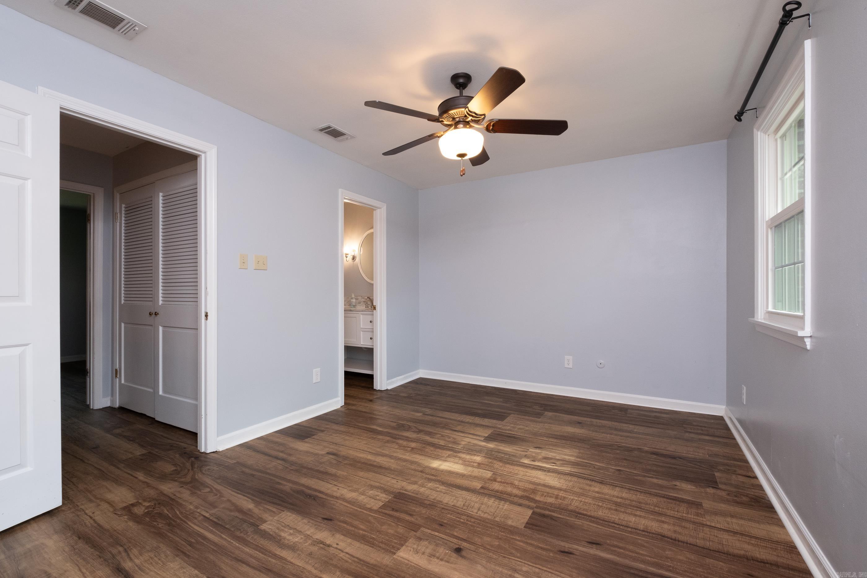 KINGSBRIDGE TWNHSE - Residential