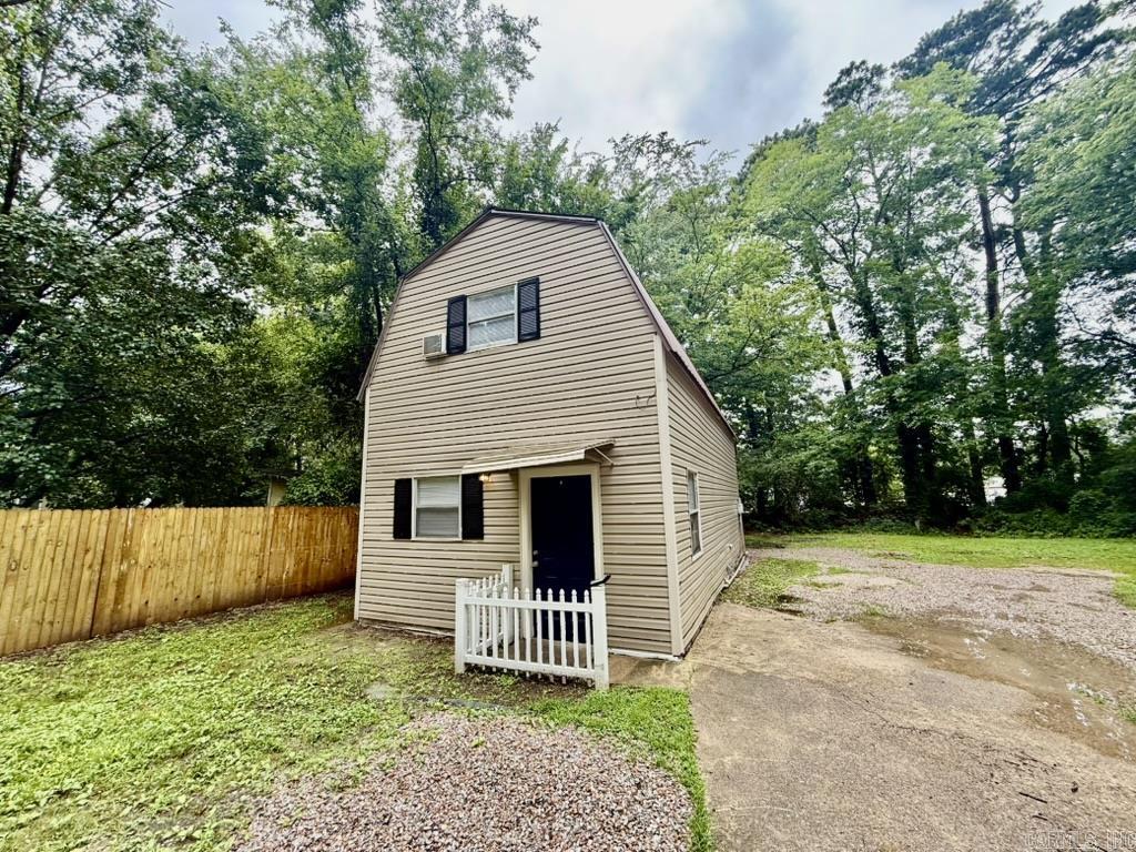 McHenry 1st - Residential Income