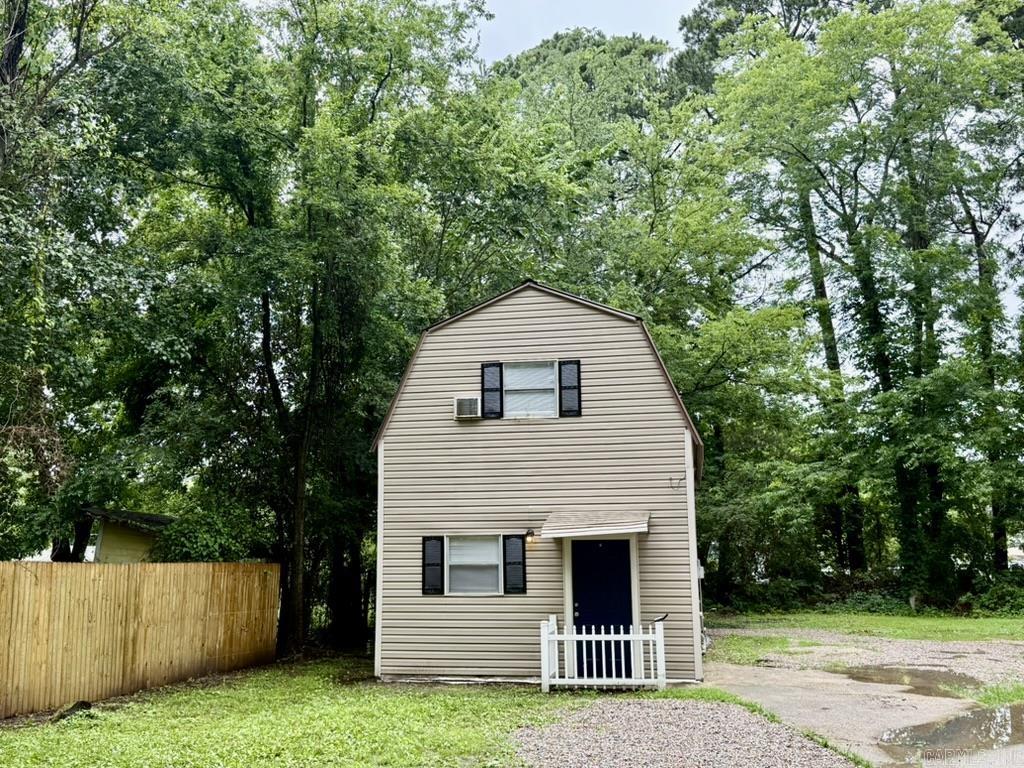 McHenry 1st - Residential Income