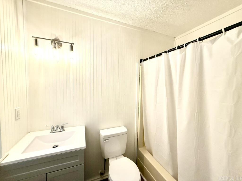 McHenry 1st - Residential Income