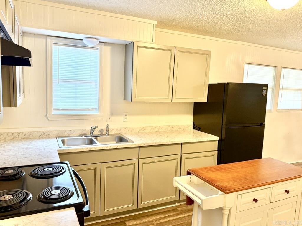 McHenry 1st - Residential Income