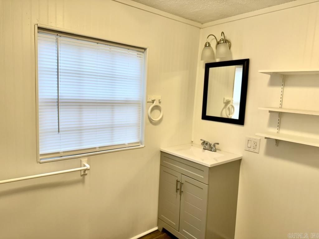 McHenry 1st - Residential Income