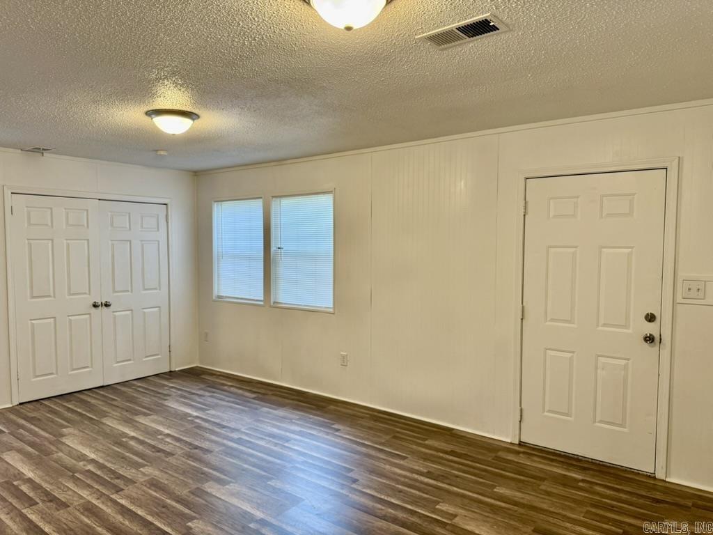 McHenry 1st - Residential Income