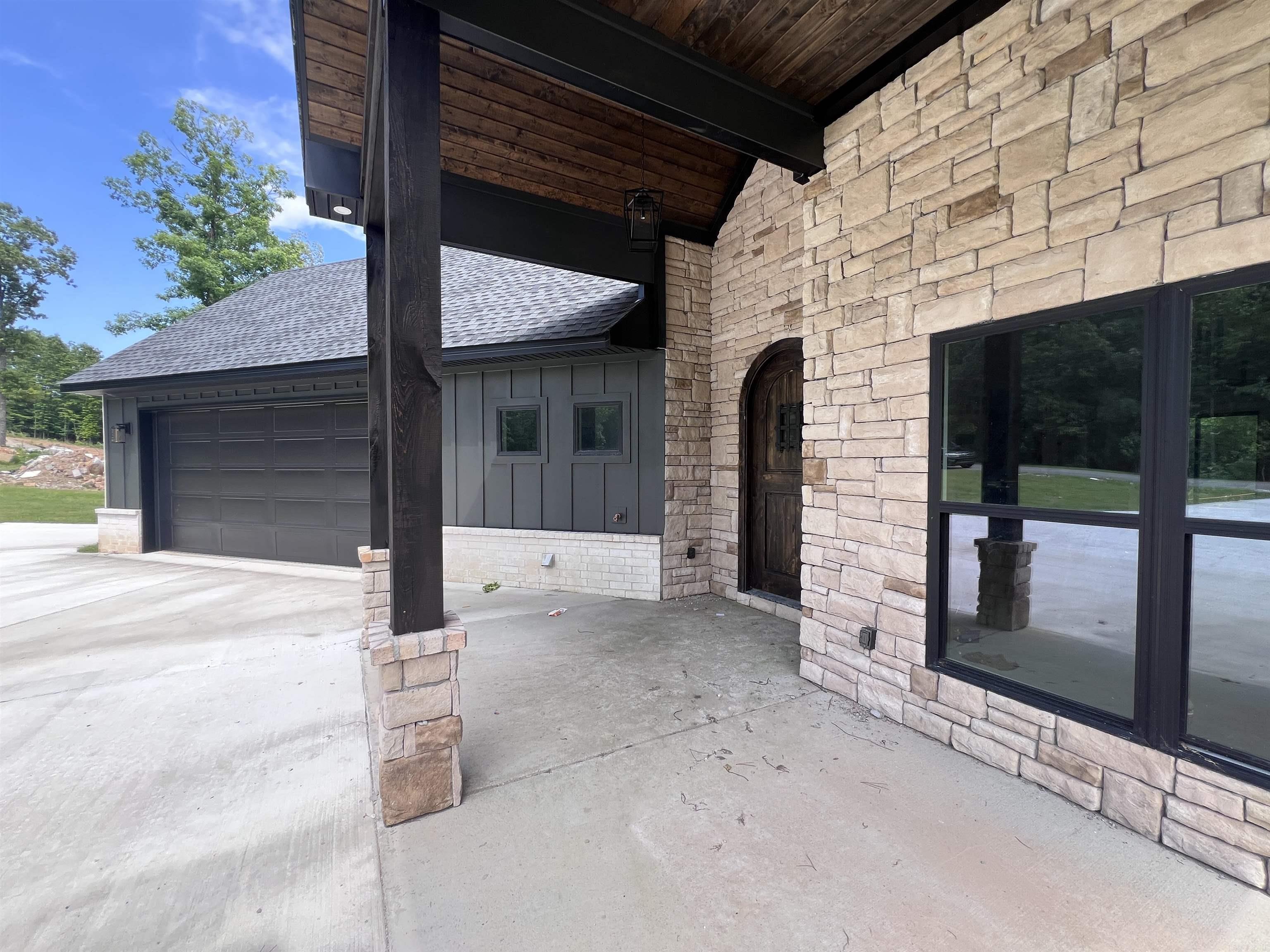 Hawks Point - Residential