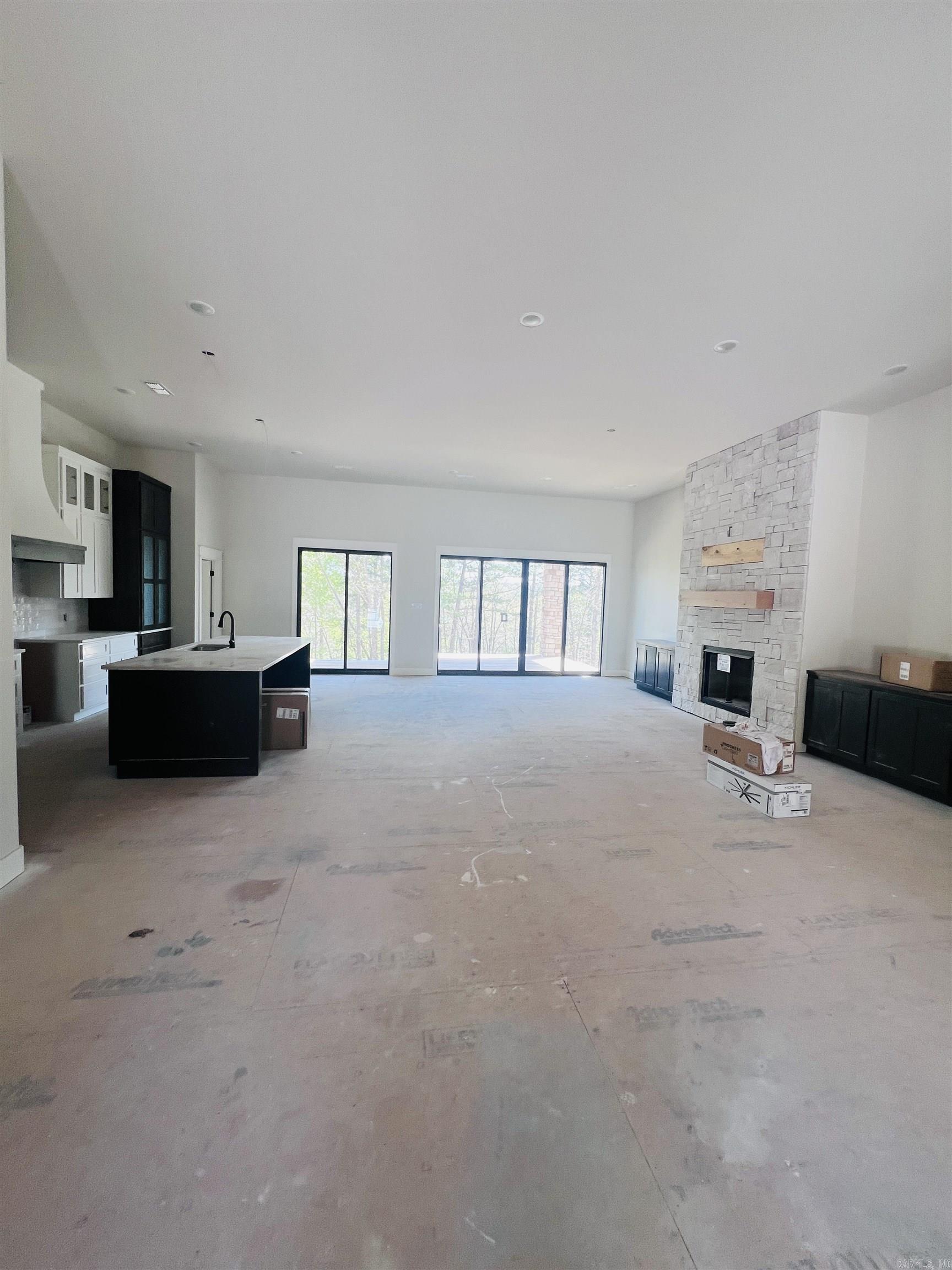 Hawks Point - Residential