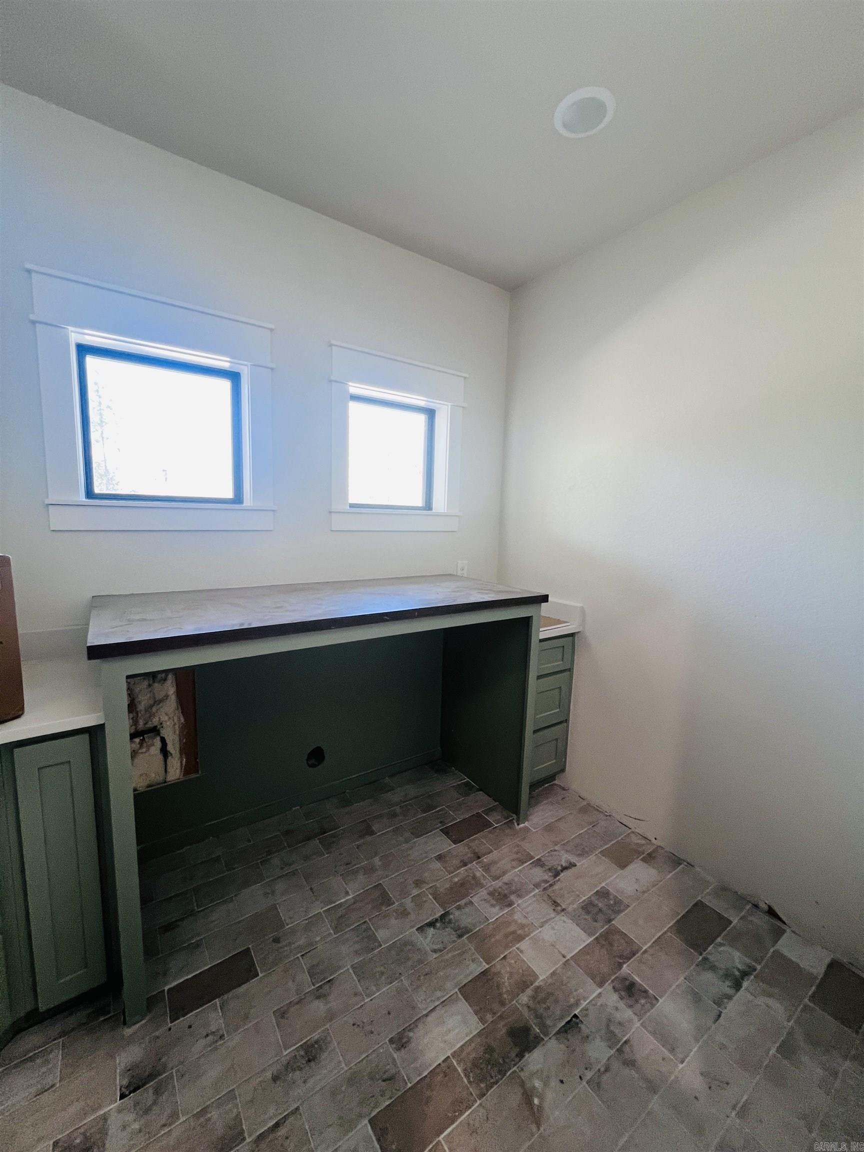 Hawks Point - Residential