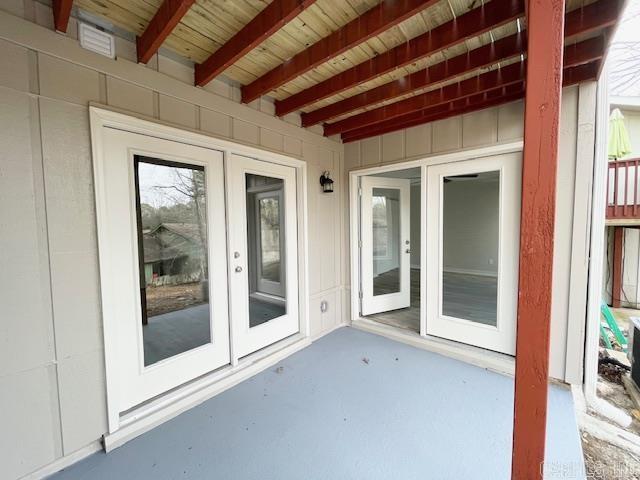 VALENCIA COURTS - Residential