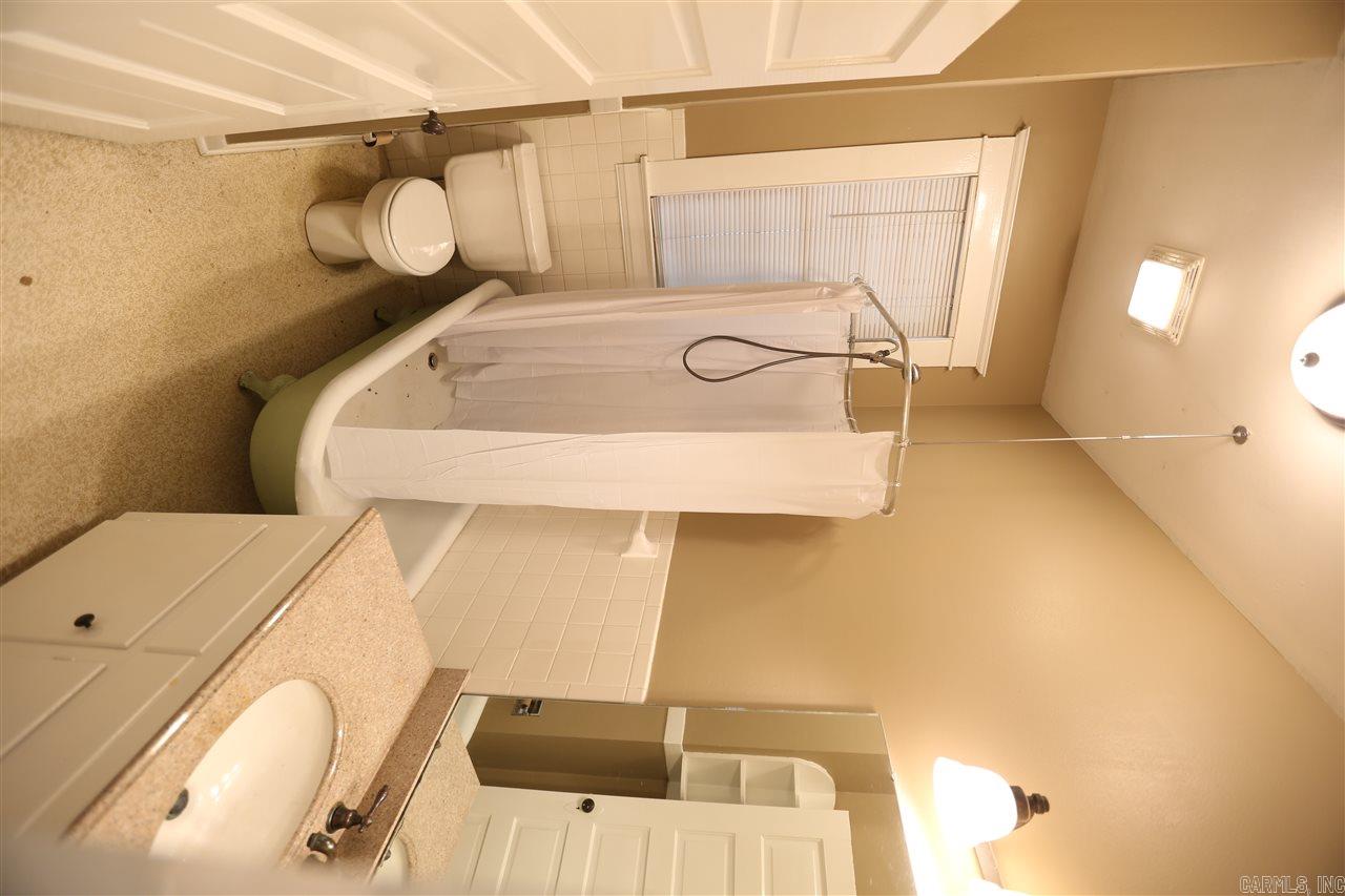 Elmhurst - Residential Lease